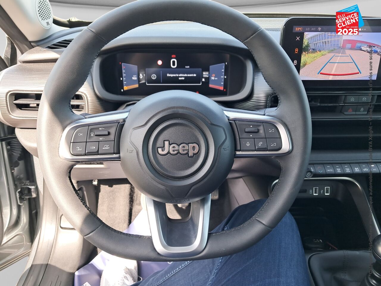 Véhicule d'occasion JEEP AVENGER 1.2 TURBO T3 100CH ALTITUDE + chez Toyota Metz