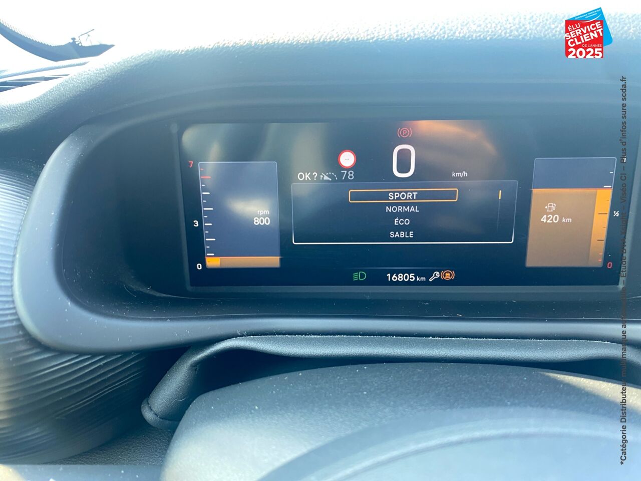 Véhicule d'occasion JEEP AVENGER 1.2 TURBO T3 100CH ALTITUDE + chez Fiat Strasbourg