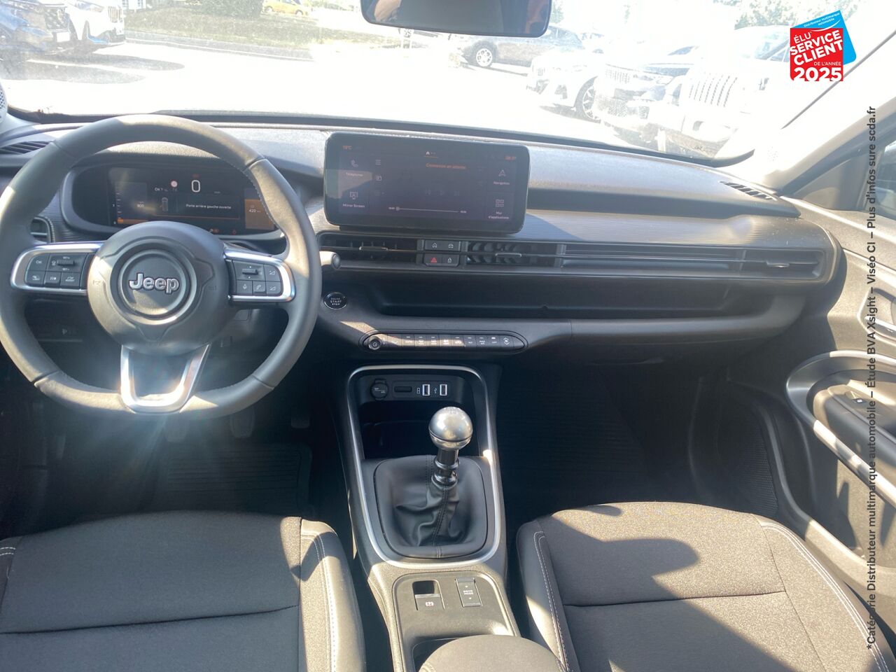Véhicule d'occasion JEEP AVENGER 1.2 TURBO T3 100CH ALTITUDE + chez Fiat Strasbourg