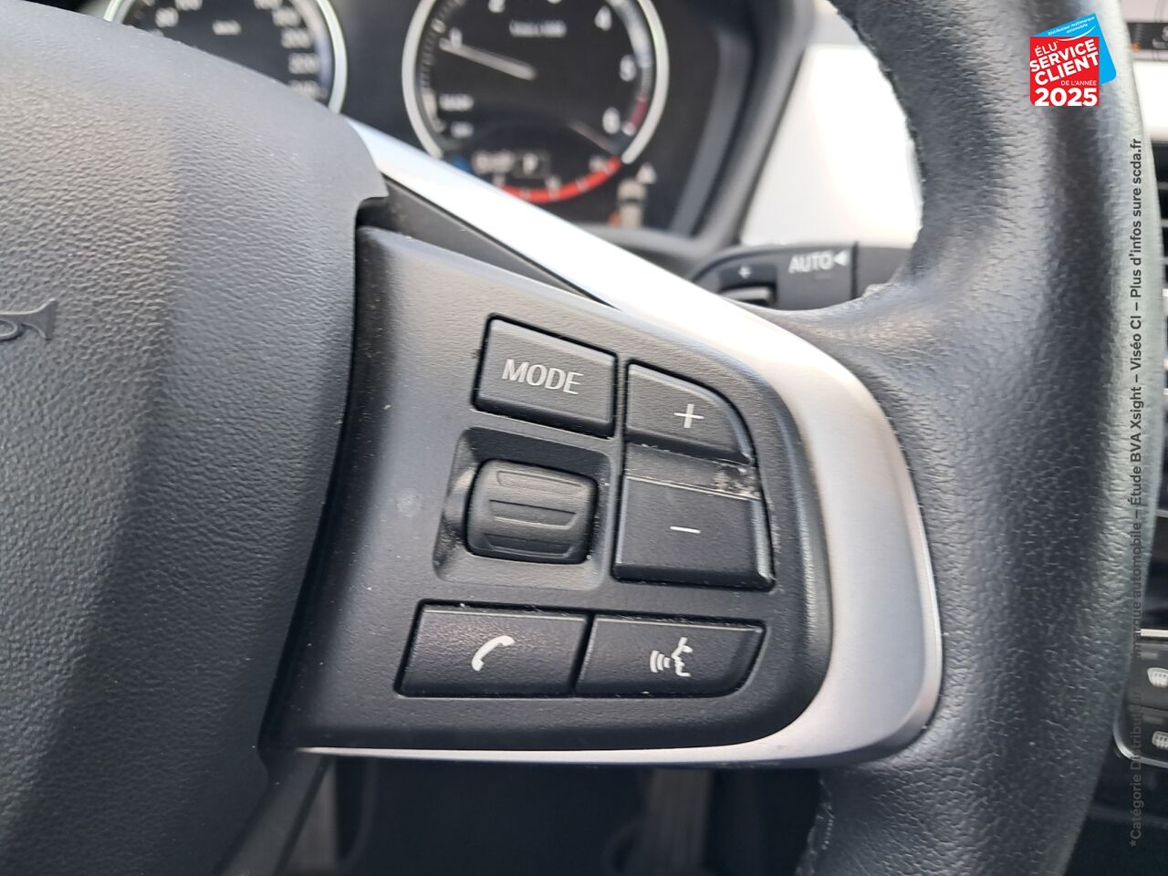 Véhicule d'occasion BMW X1 SDRIVE20DA 190CH XLINE SIEGE CHAUF CAMERA GPS HKARDON chez BMW Besançon