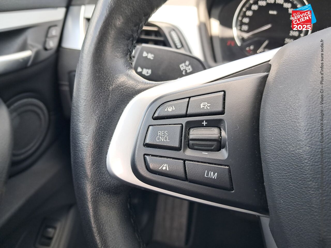 Véhicule d'occasion BMW X1 SDRIVE20DA 190CH XLINE SIEGE CHAUF CAMERA GPS HKARDON chez BMW Besançon