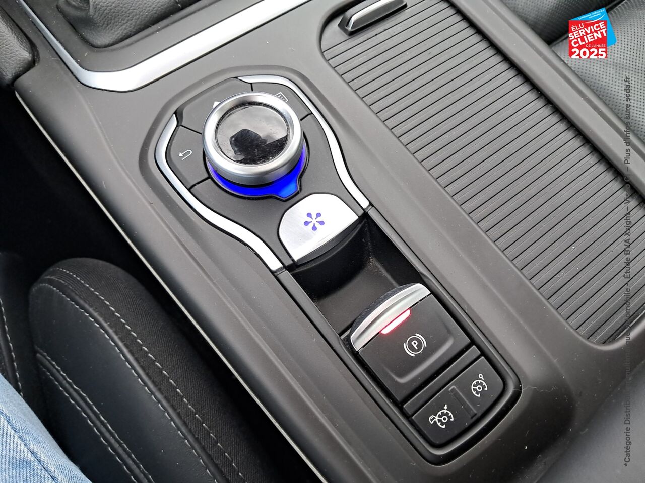 Véhicule d'occasion RENAULT TALISMAN 1.3 TCE 160CH FAP INITIALE PARIS EDC - 19 chez Renault Saint-Louis