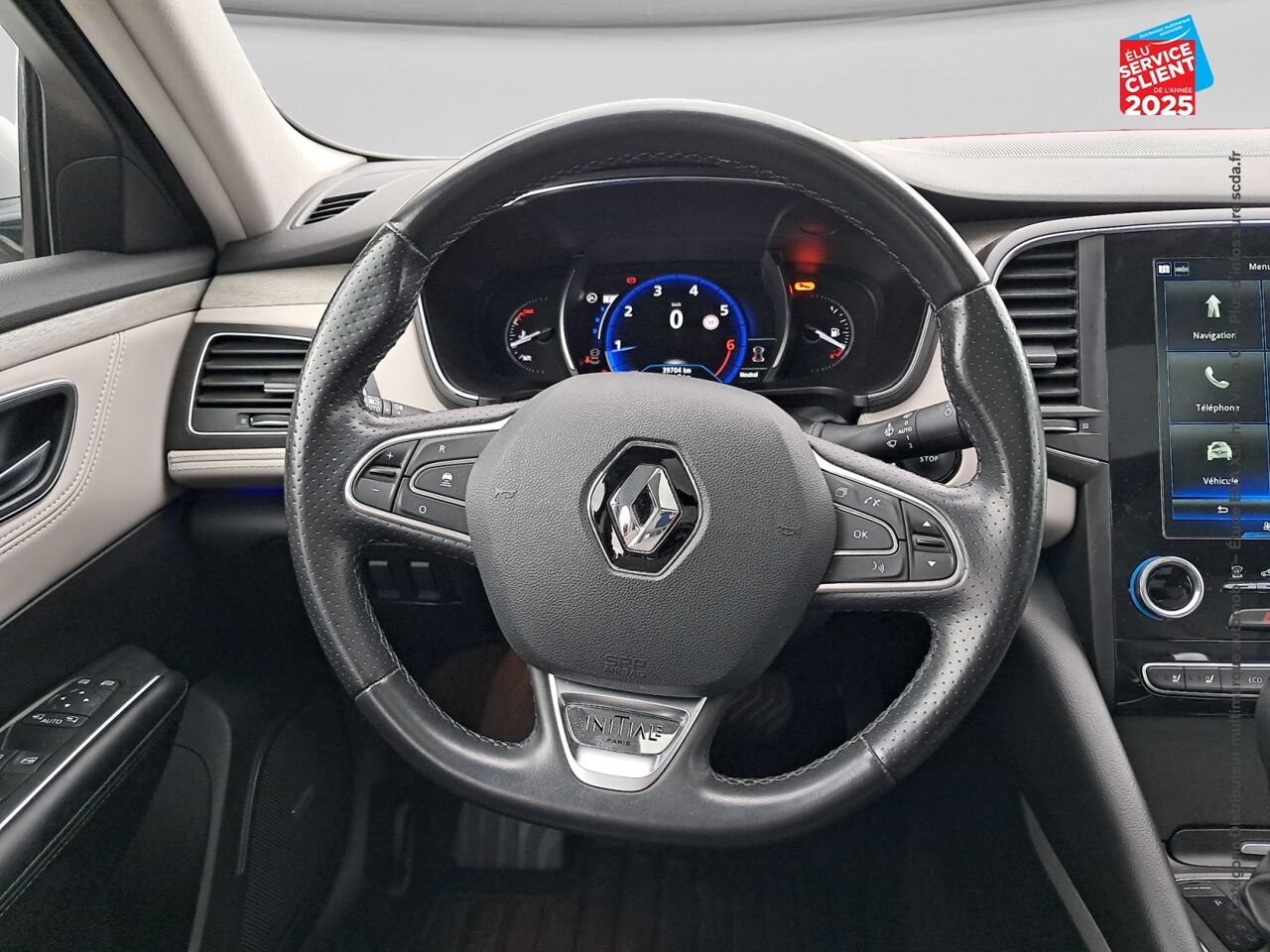 Véhicule d'occasion RENAULT TALISMAN 1.3 TCE 160CH FAP INITIALE PARIS EDC - 19 chez Renault Saint-Louis