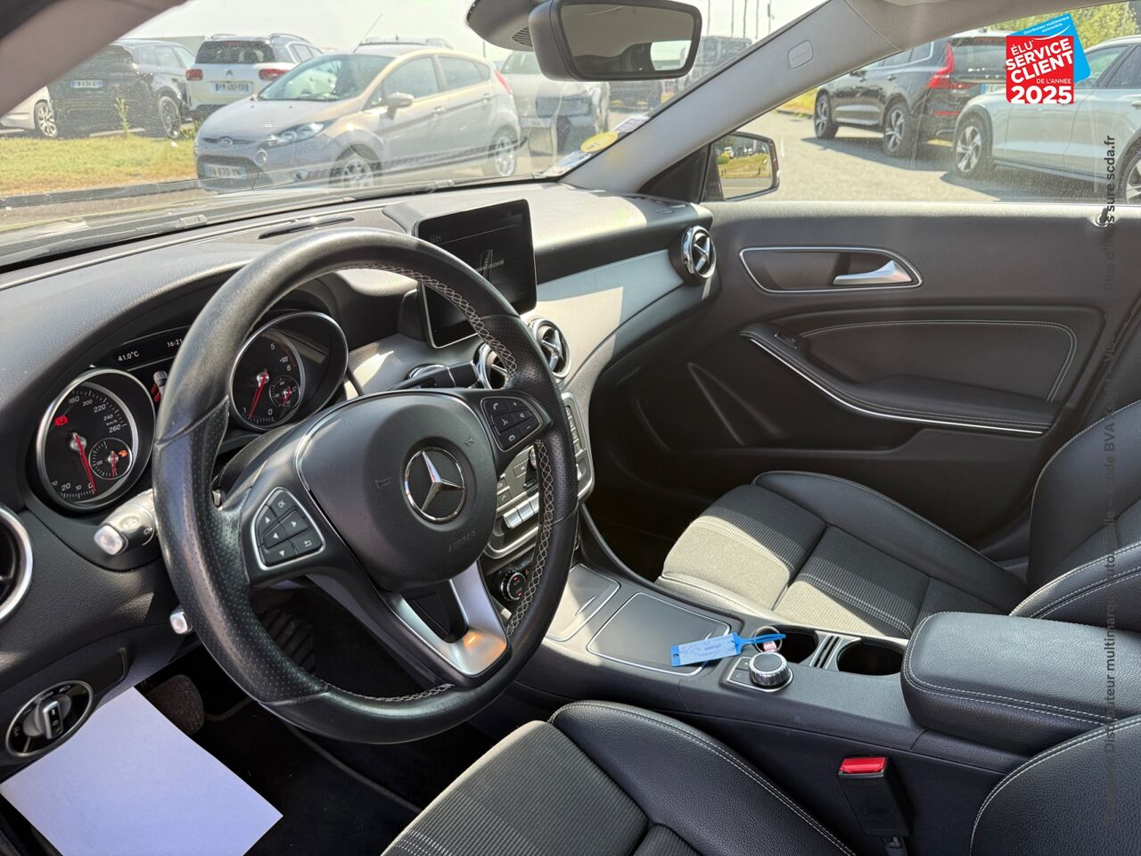 Véhicule d'occasion MERCEDES-BENZ GLA 200 D SENSATION 7G-DCT GPS CAMERA chez Renault Saint-Louis