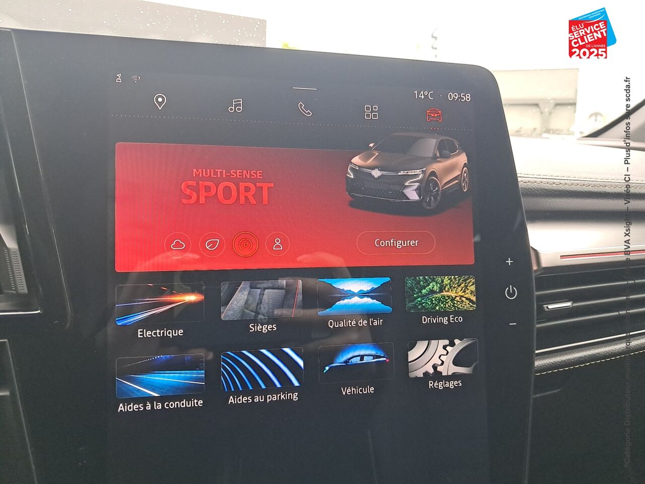 Véhicule d'occasion RENAULT MEGANE E-TECH ELECTRIC EV60 220CH ICONIC SUPER CHARGE chez Nissan Montbéliard