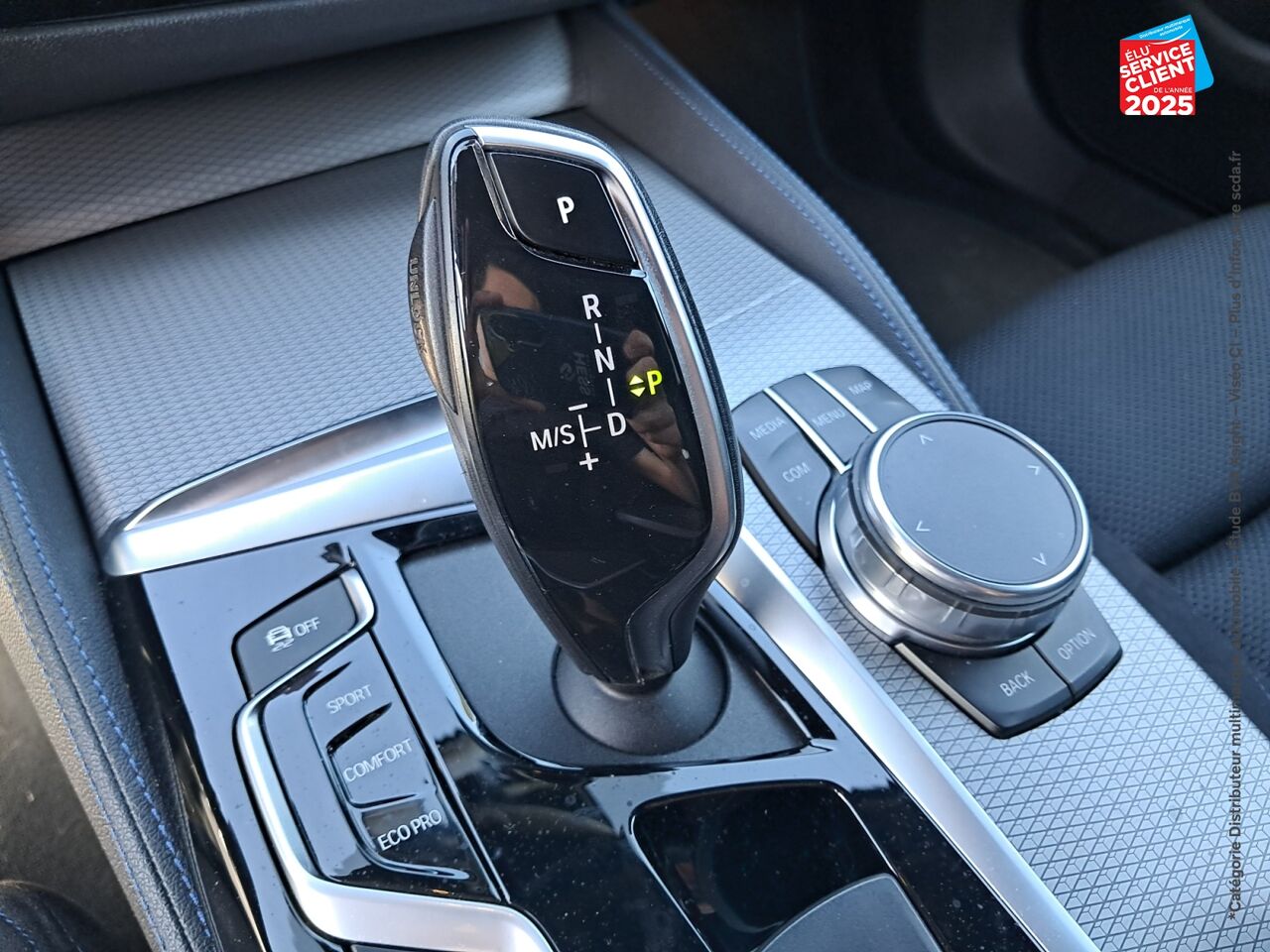 Véhicule d'occasion BMW SERIE 5 TOURING 520DA 190CH M SPORT STEPTRONIC chez Hyundai Epernay