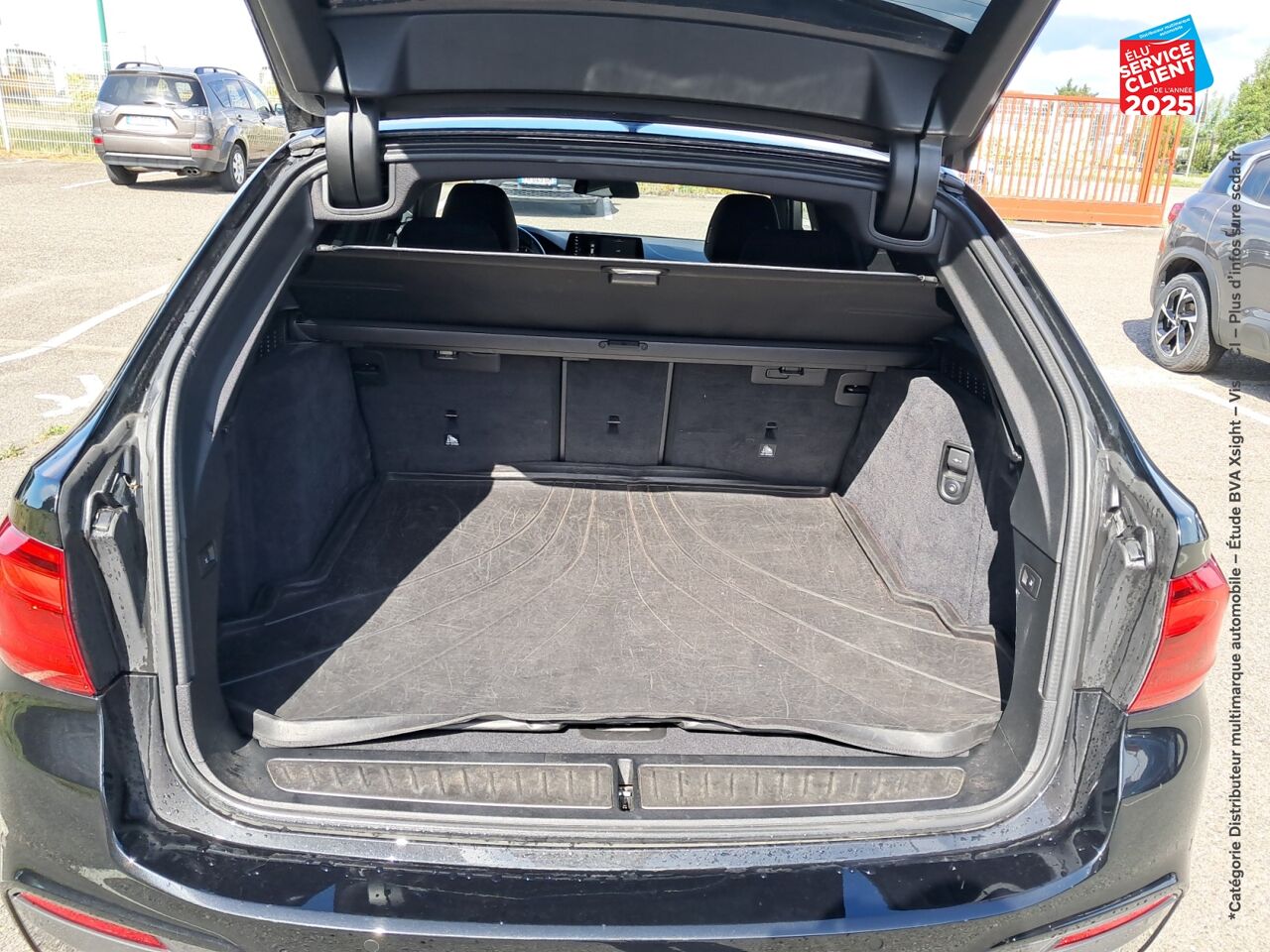 Véhicule d'occasion BMW SERIE 5 TOURING 520DA 190CH M SPORT STEPTRONIC chez Hyundai Epernay