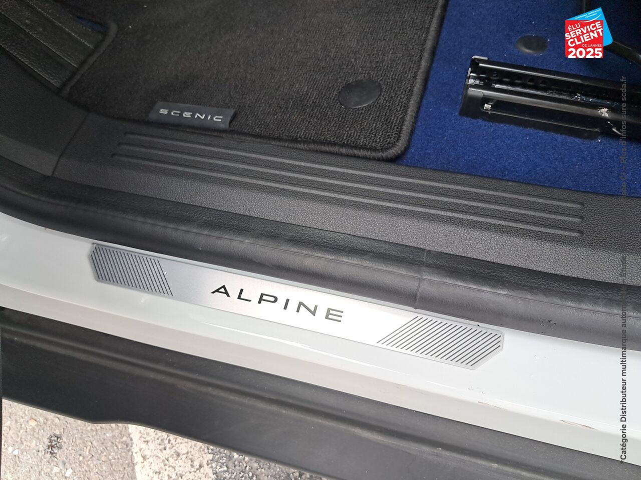 Véhicule d'occasion RENAULT SCENIC E-TECH ELECTRIC 220CH TECHNO ESPRIT ALPINE GRANDE AUTONOMIE -24 chez Nissan Haguenau