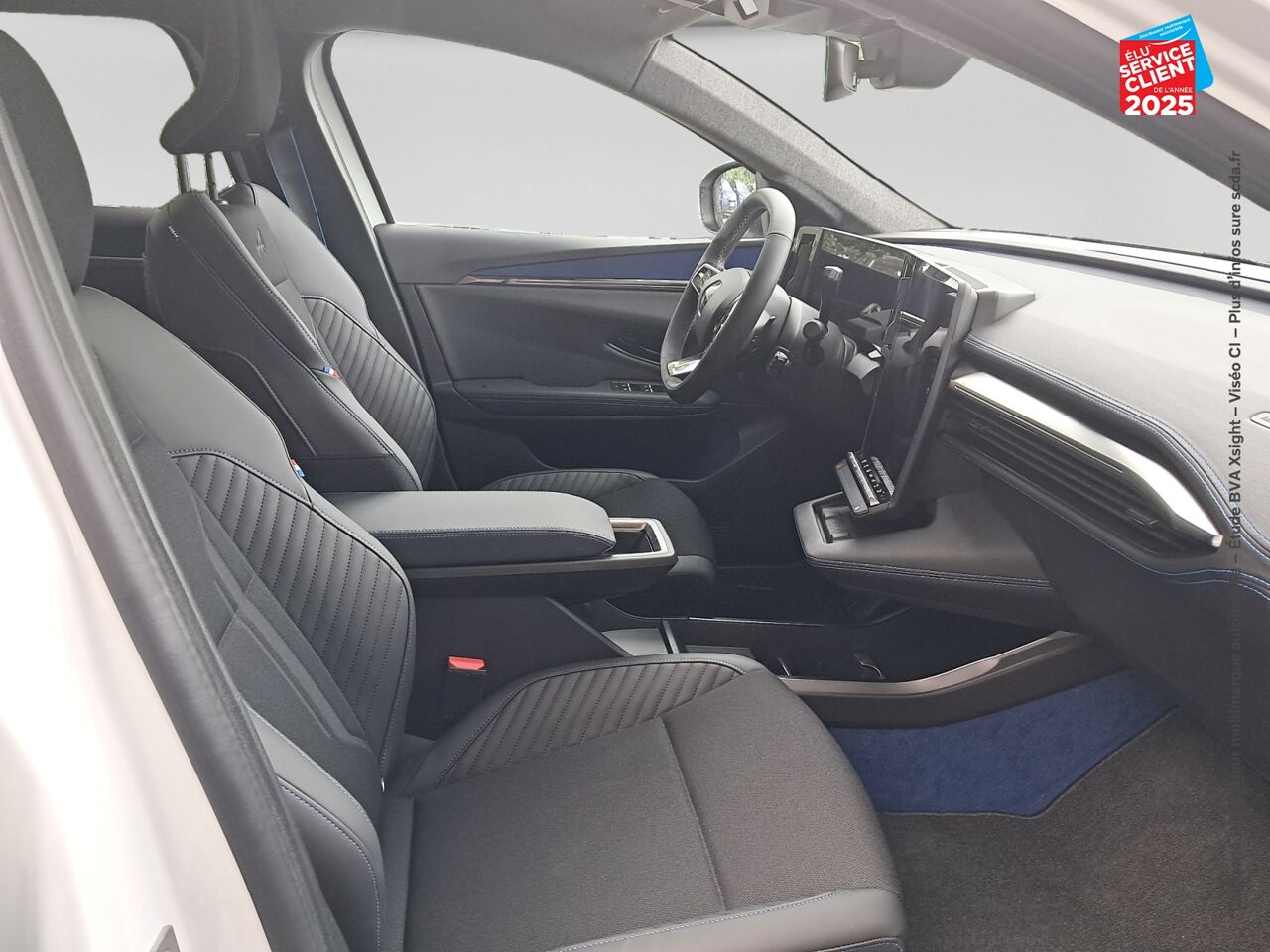 Véhicule d'occasion RENAULT SCENIC E-TECH ELECTRIC 220CH TECHNO ESPRIT ALPINE GRANDE AUTONOMIE -24 chez Nissan Haguenau