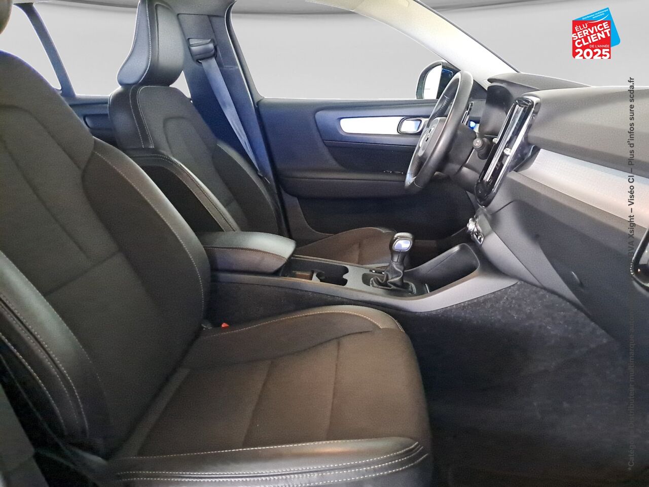 Véhicule d'occasion VOLVO XC40 T3 156CH MOMENTUM GPS CAMERA chez Lexus Metz