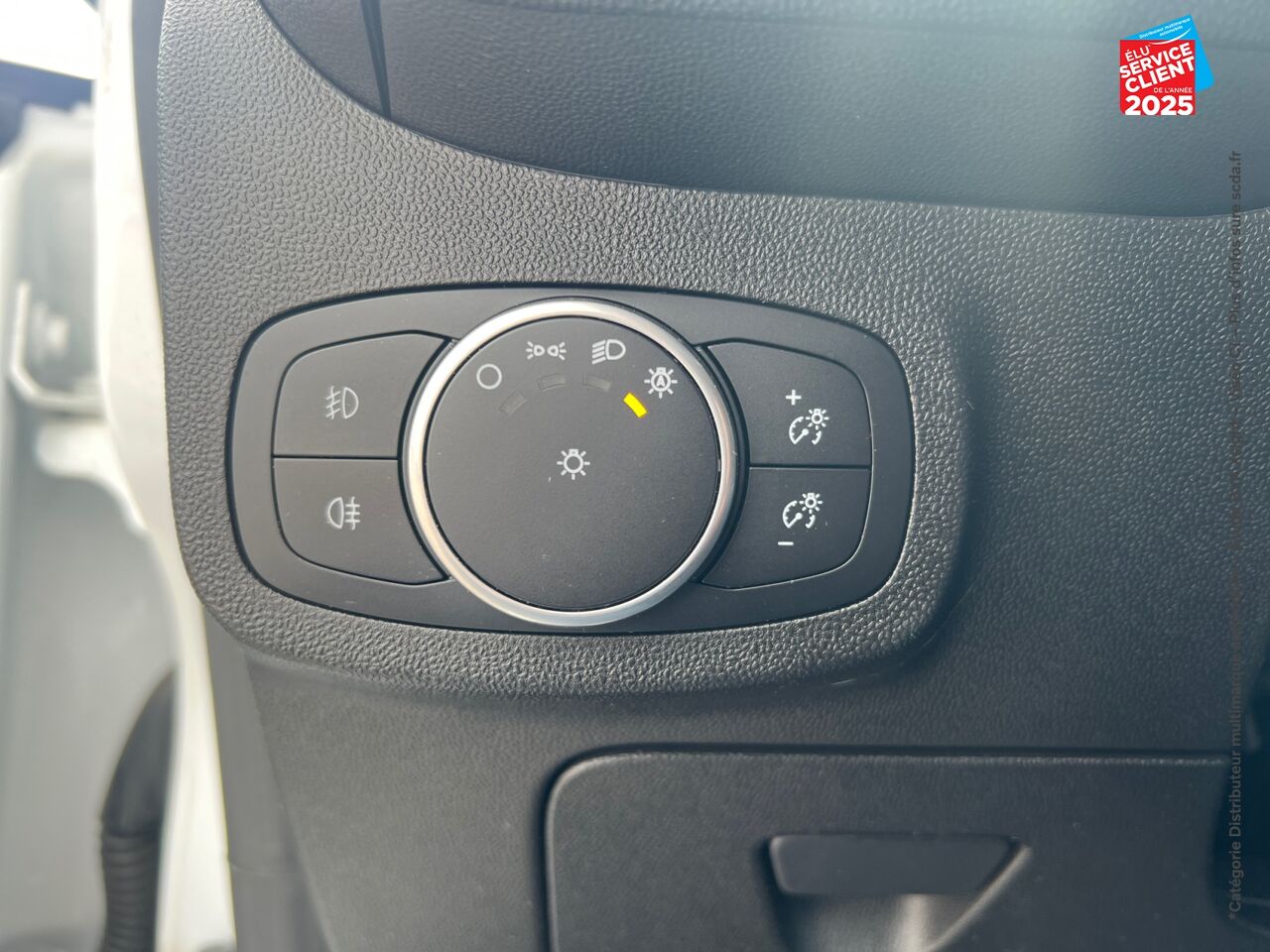 Véhicule d'occasion FORD FIESTA 1.0 ECOBOOST 100CH STOPSTART ST-LINE 5P EURO6.2 chez Renault Colmar
