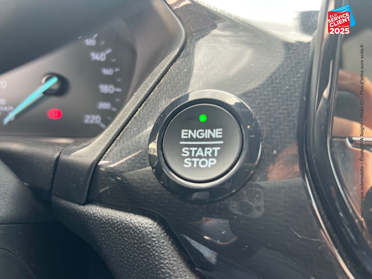 Véhicule d'occasion FORD FIESTA 1.0 ECOBOOST 100CH STOPSTART ST-LINE 5P EURO6.2 chez Renault Colmar