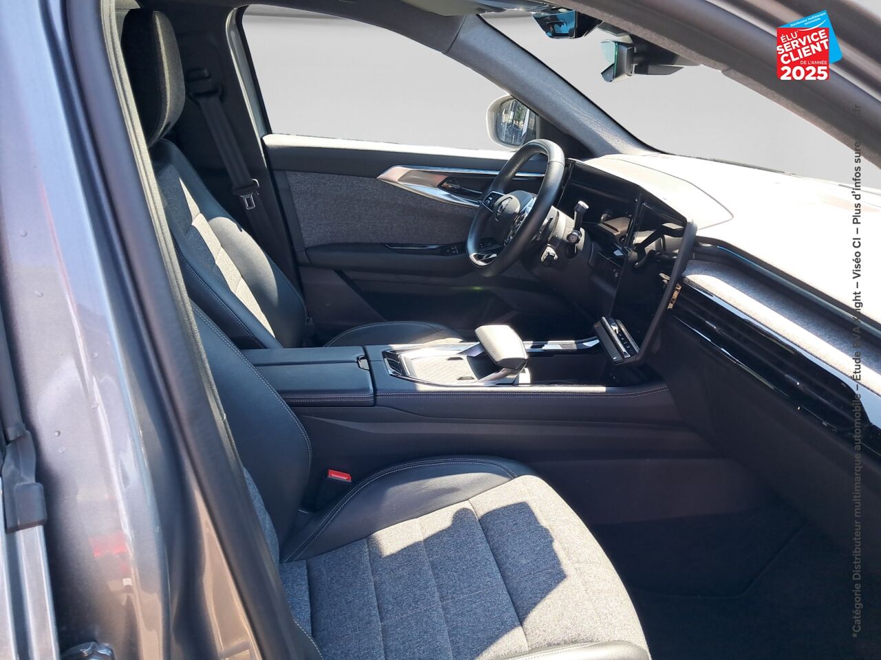 Véhicule d'occasion RENAULT ESPACE 1.2 E-TECH FULL HYBRID 200CH TECHNO chez Renault Colmar