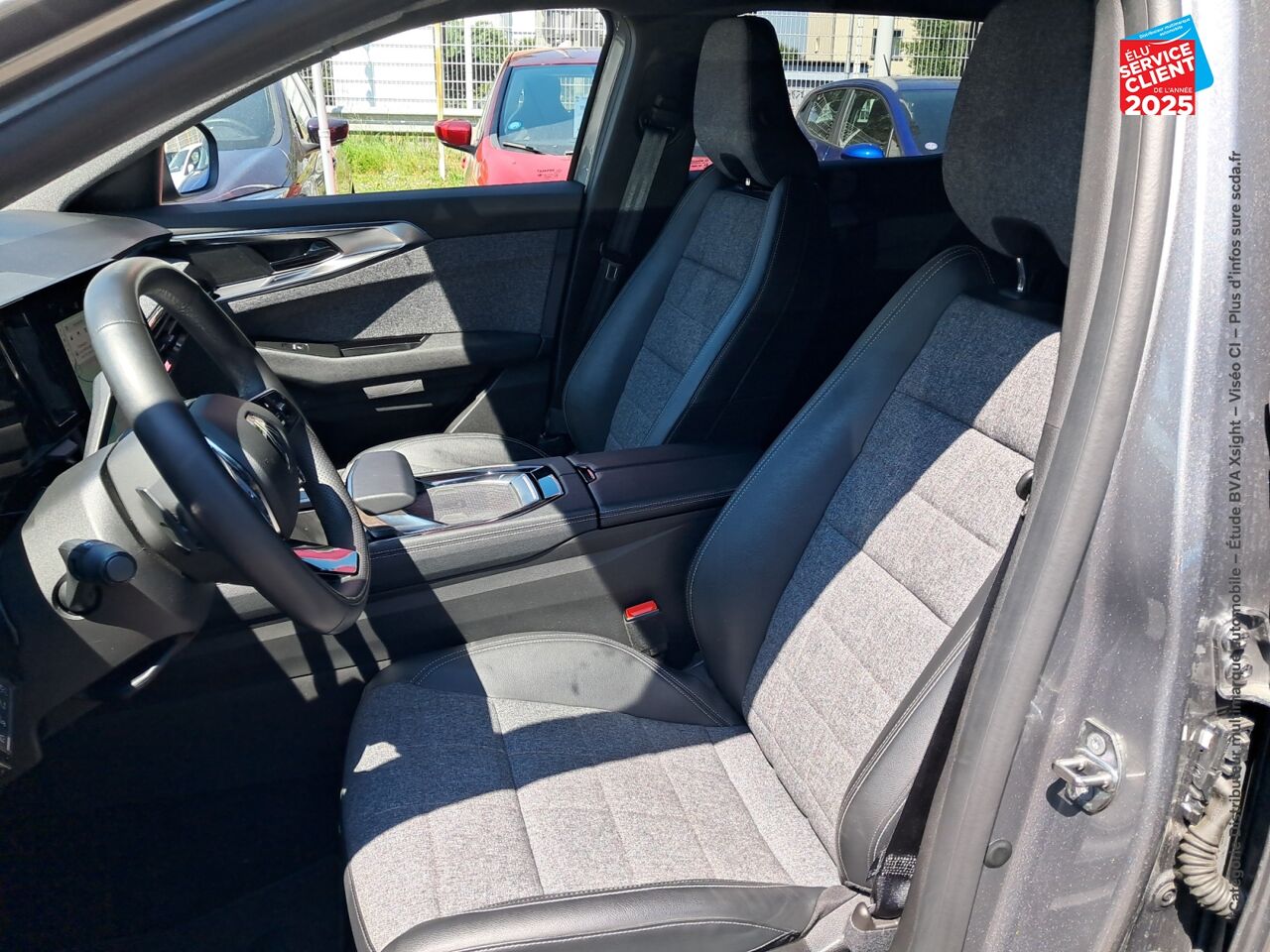 Véhicule d'occasion RENAULT ESPACE 1.2 E-TECH FULL HYBRID 200CH TECHNO chez Renault Colmar