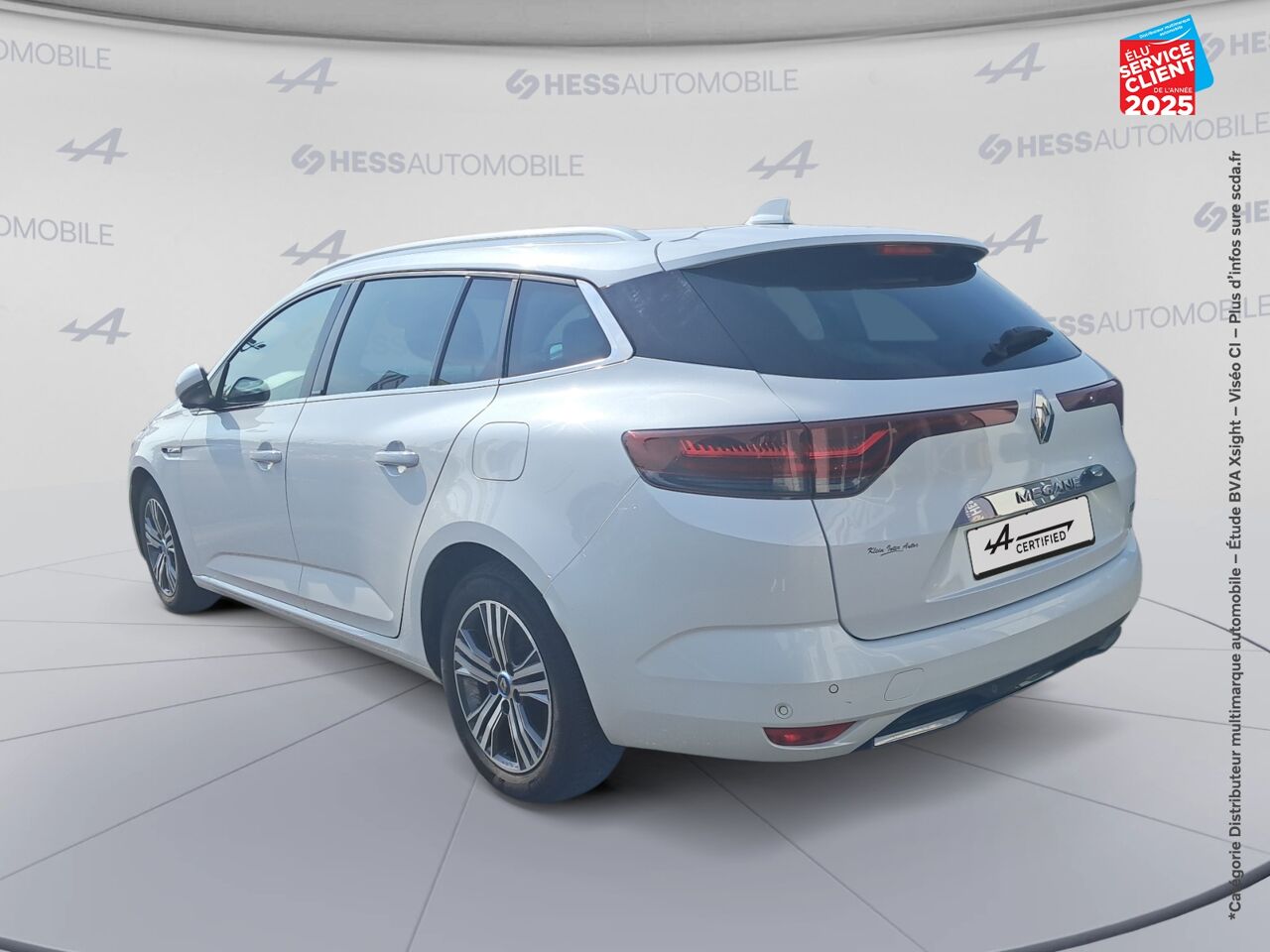 Véhicule d'occasion RENAULT MEGANE ESTATE 1.6 E-TECH PLUG-IN 160CH BUSINESS chez Renault Saint-Louis