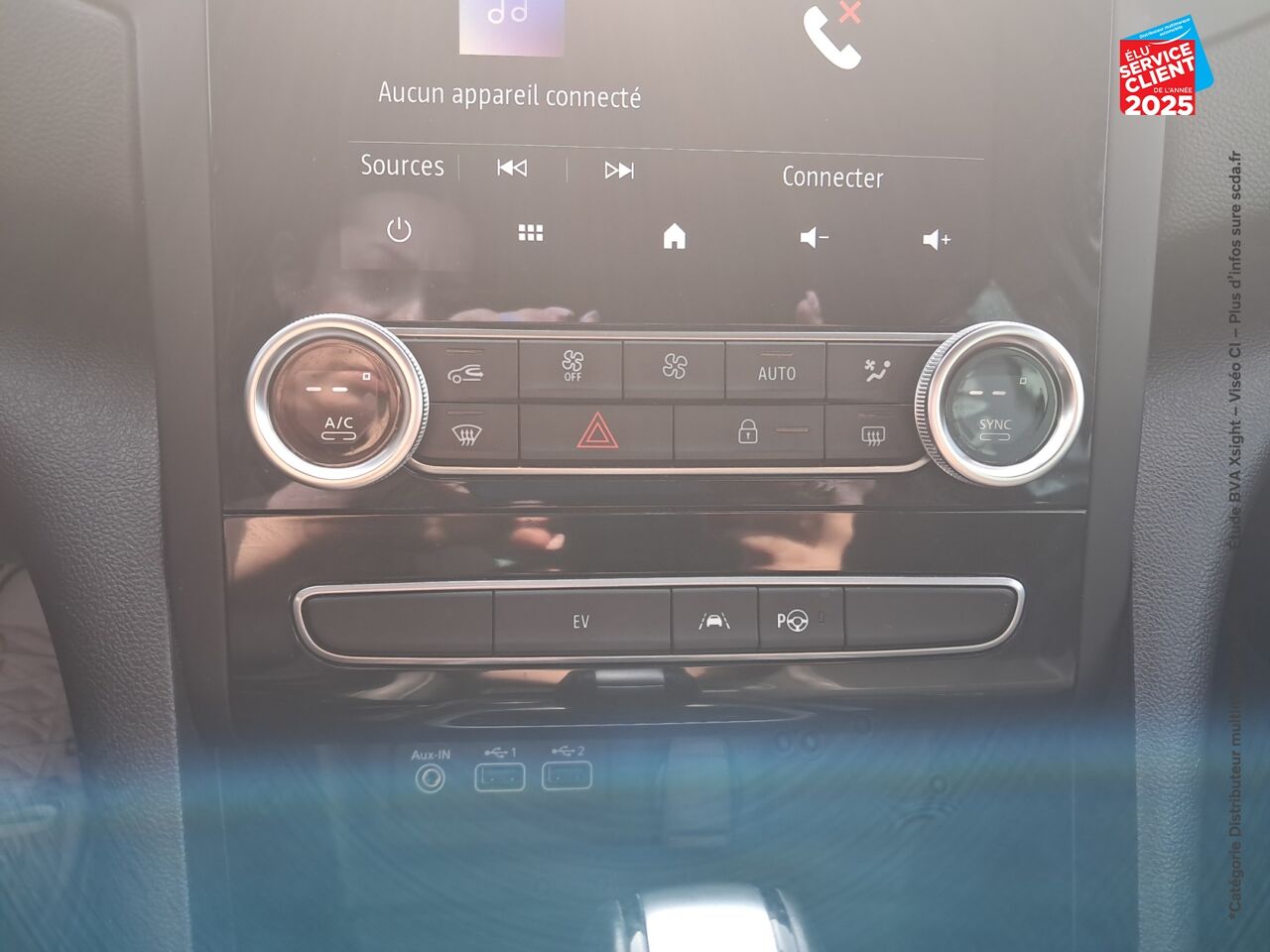 Véhicule d'occasion RENAULT MEGANE ESTATE 1.6 E-TECH PLUG-IN 160CH BUSINESS chez Renault Saint-Louis