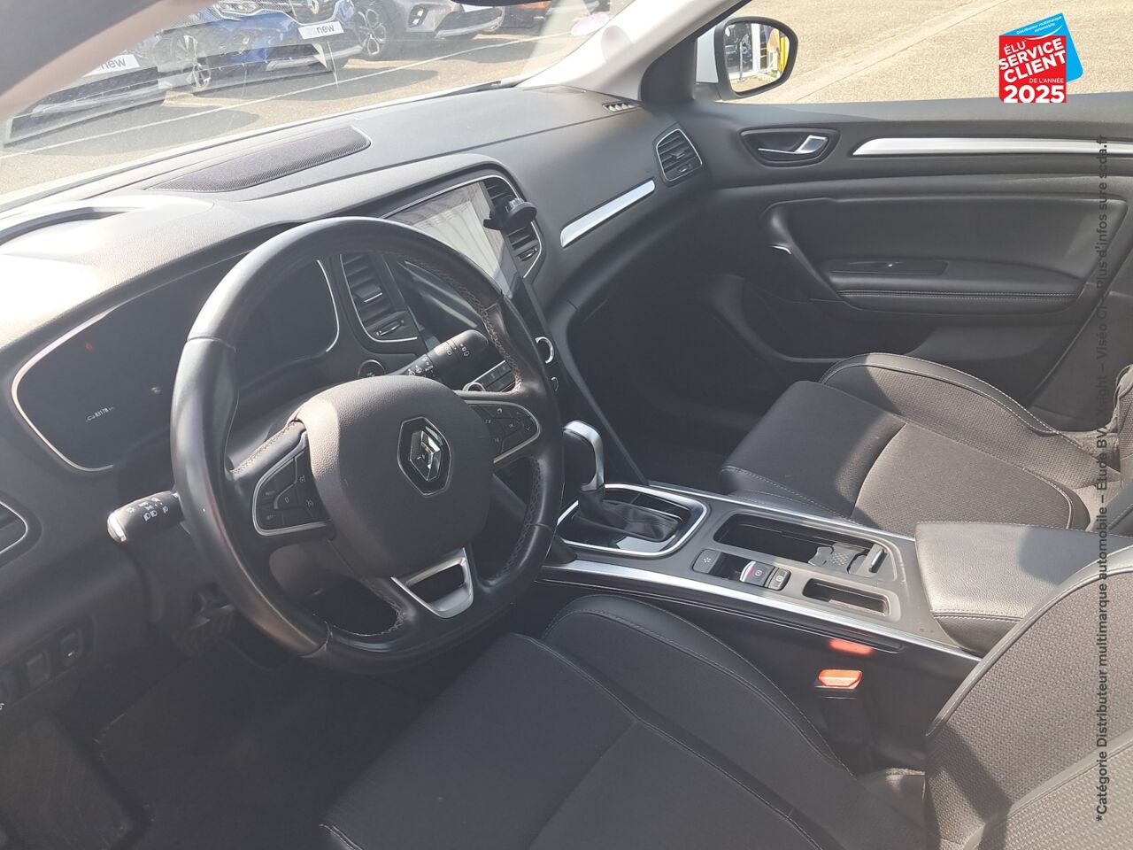 Véhicule d'occasion RENAULT MEGANE ESTATE 1.6 E-TECH PLUG-IN 160CH BUSINESS chez Renault Saint-Louis