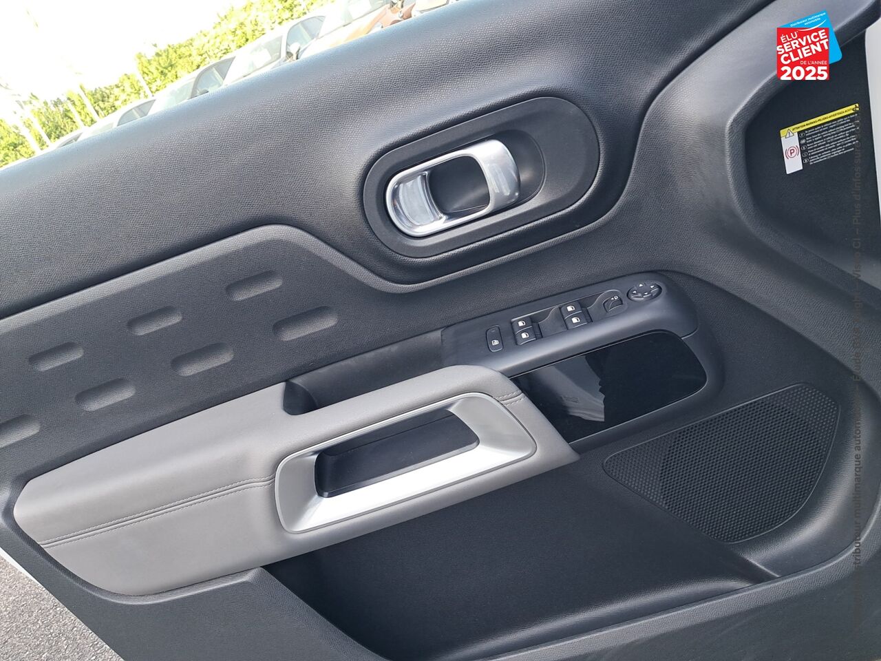 Véhicule d'occasion CITROEN C5 AIRCROSS PURETECH 130CH S/S SHINE EAT8 chez Renault Saint-Louis