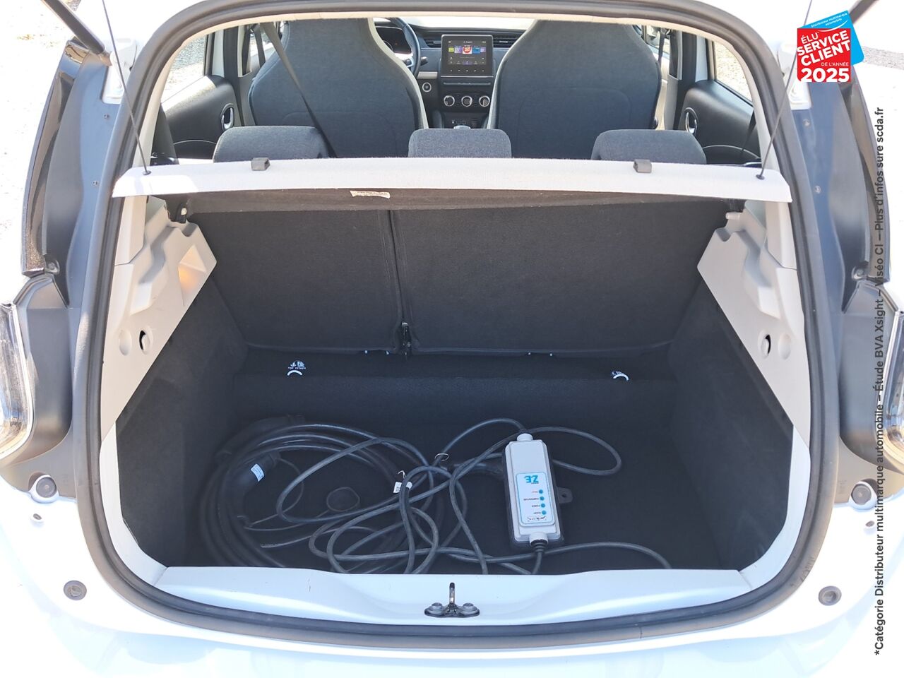Véhicule d'occasion RENAULT ZOE E-TECH LIMITED CHARGE NORMALE R110 ACHAT INTEGRAL chez Toyota Verdun