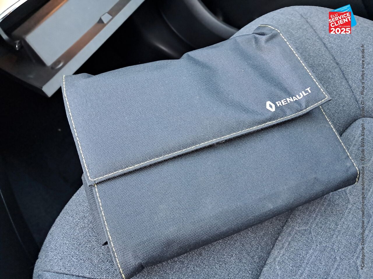 Véhicule d'occasion RENAULT ZOE E-TECH LIMITED CHARGE NORMALE R110 ACHAT INTEGRAL chez Toyota Verdun