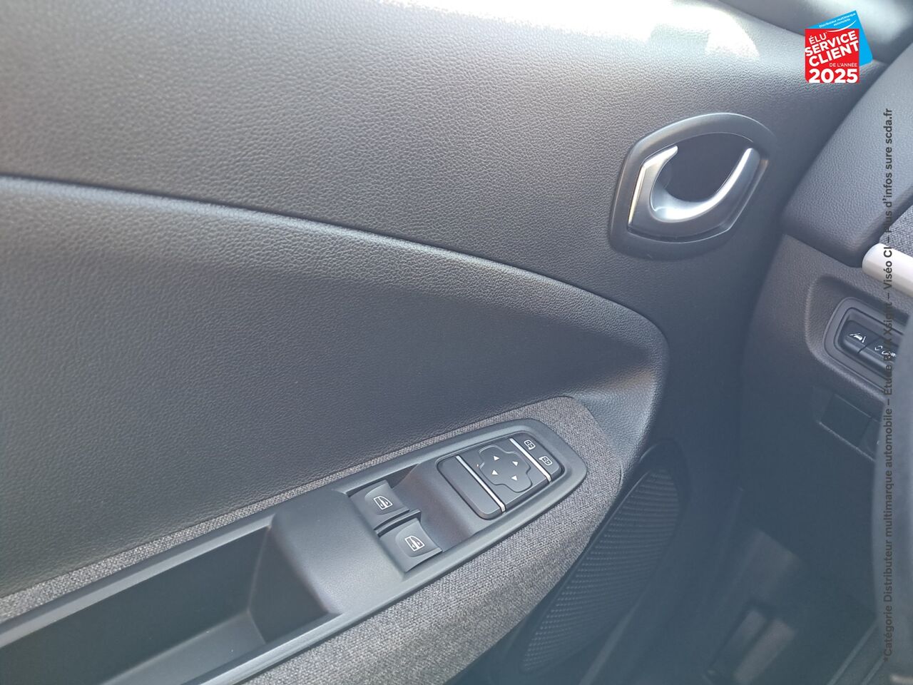 Véhicule d'occasion RENAULT ZOE E-TECH LIMITED CHARGE NORMALE R110 ACHAT INTEGRAL chez Toyota Verdun