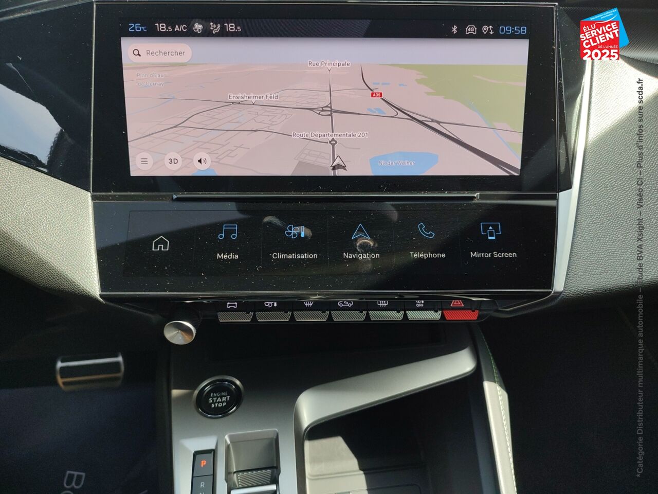 Véhicule d'occasion PEUGEOT 308 1.5 BLUEHDI 130CH S/S GT EAT8 TOUVRANT GPS CAMERA CARPLAY ATTELAGE chez Peugeot Reims