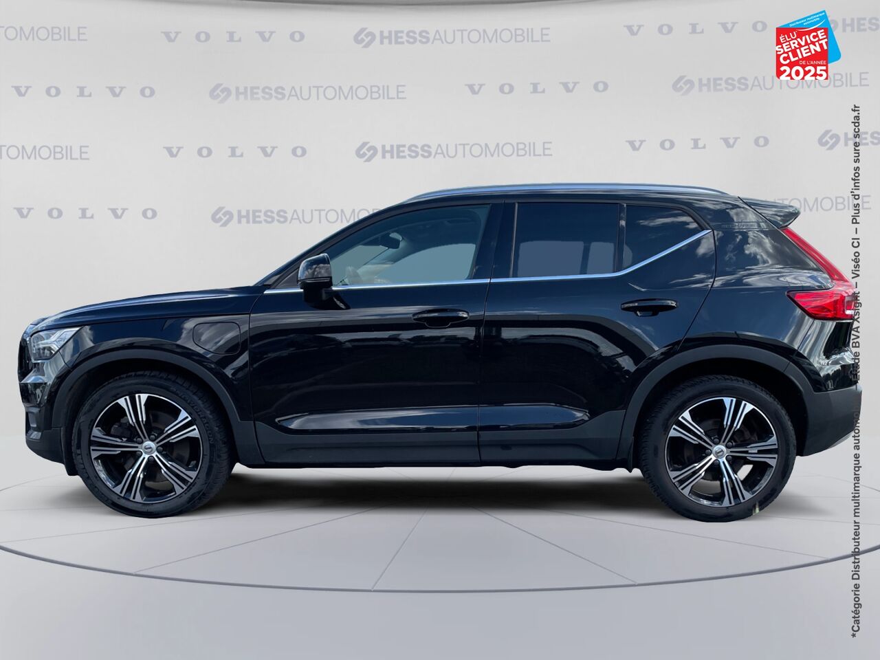 Véhicule d'occasion VOLVO XC40 T5 RECHARGE 180 + 82CH INSCRIPTION LUXE DCT 7 chez Renault Saint-Louis