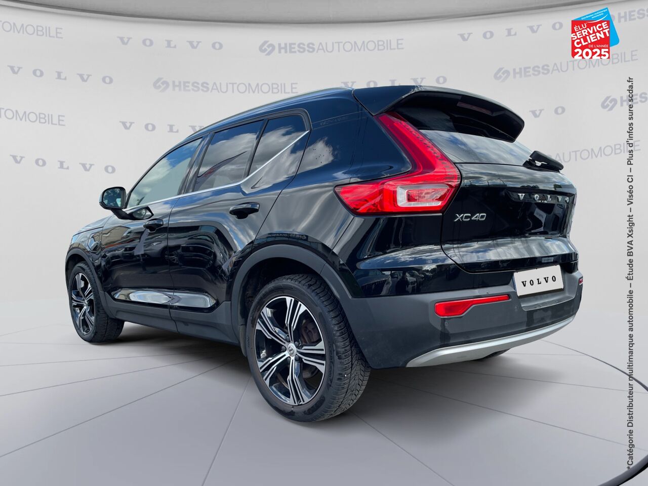 Véhicule d'occasion VOLVO XC40 T5 RECHARGE 180 + 82CH INSCRIPTION LUXE DCT 7 chez Renault Saint-Louis