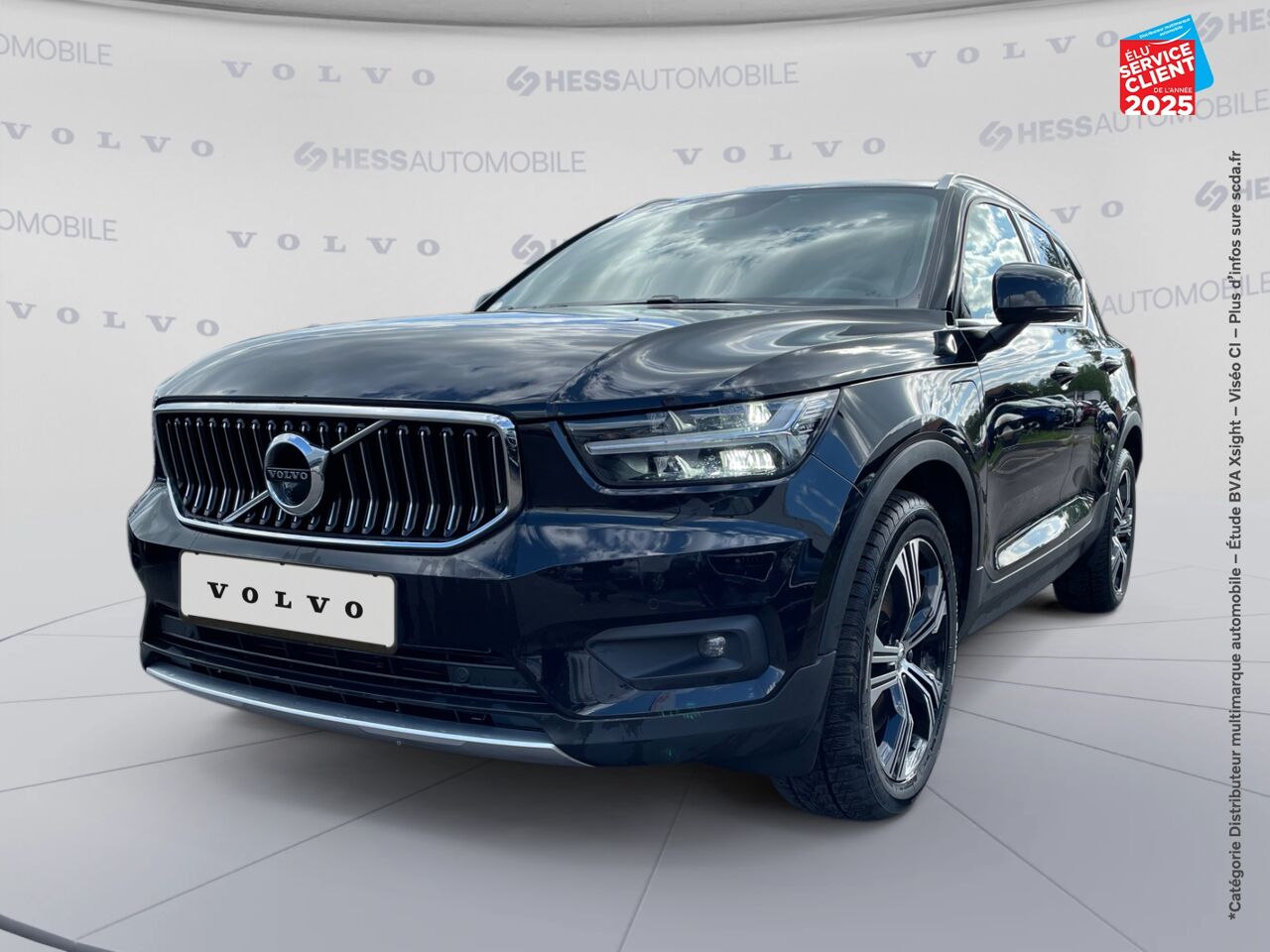 Véhicule d'occasion VOLVO XC40 T5 RECHARGE 180 + 82CH INSCRIPTION LUXE DCT 7 chez Renault Saint-Louis