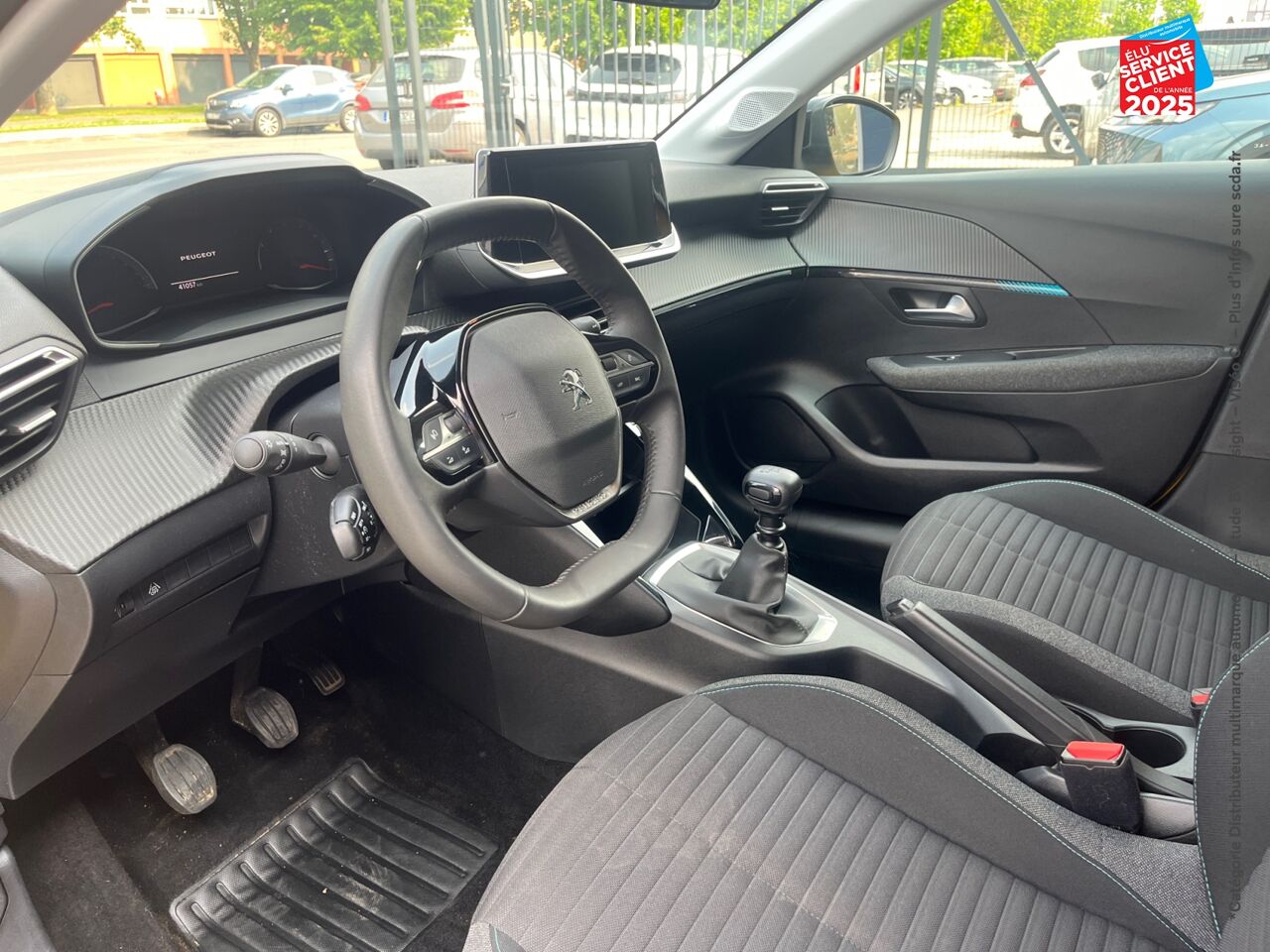 Véhicule d'occasion PEUGEOT 208 1.2 PURETECH 100CH SS STYLE chez Peugeot Sedan