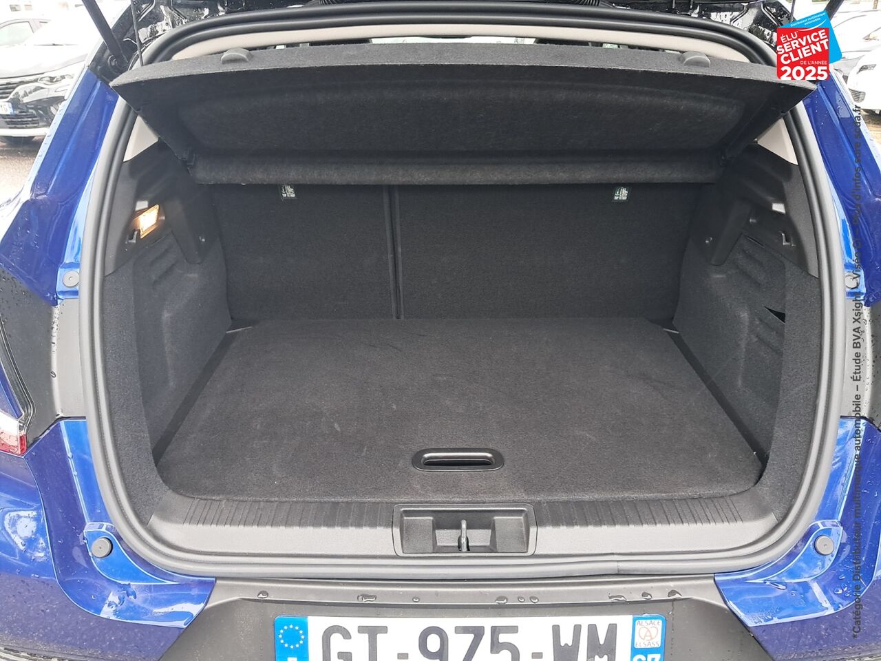 Véhicule d'occasion RENAULT CAPTUR 1.6 E-TECH HYBRIDE 145CH TECHNO chez Toyota Thionville