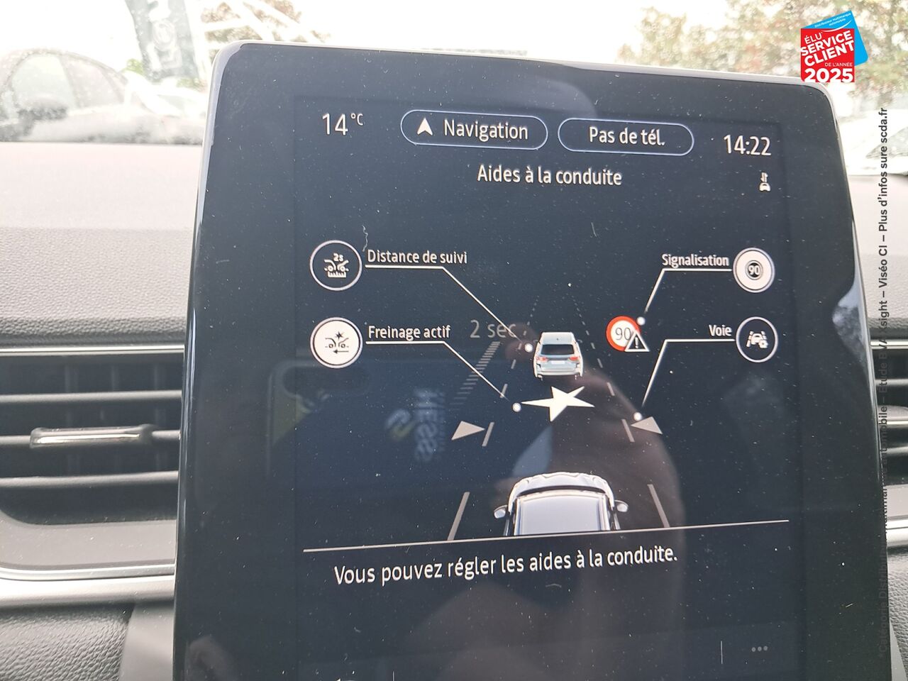 Véhicule d'occasion RENAULT CAPTUR 1.6 E-TECH HYBRIDE 145CH TECHNO chez Toyota Thionville
