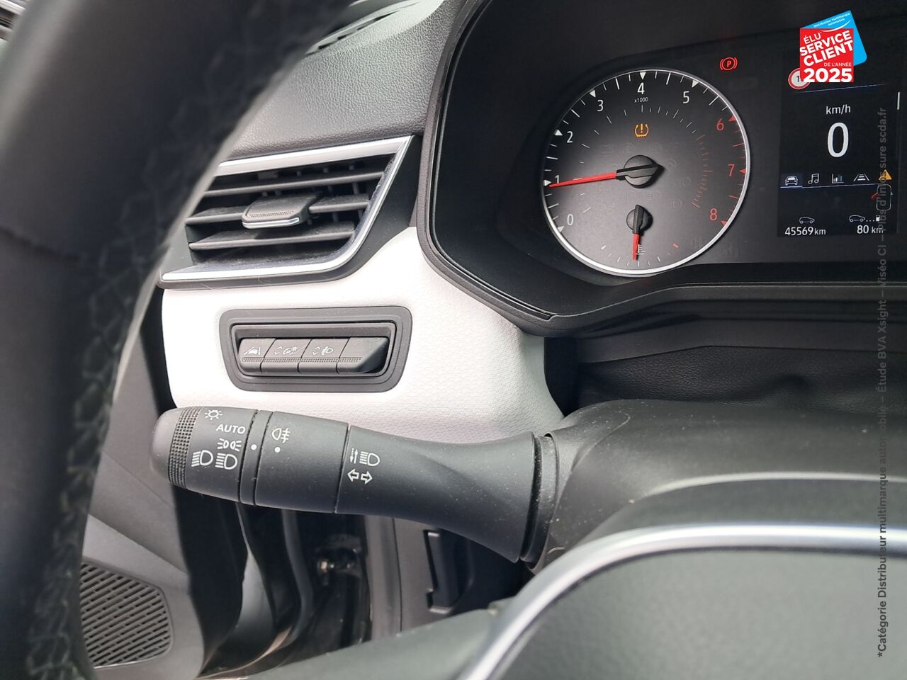 Véhicule d'occasion RENAULT CLIO 1.0 TCE 90CH LIMITED -21N chez Hyundai Epernay