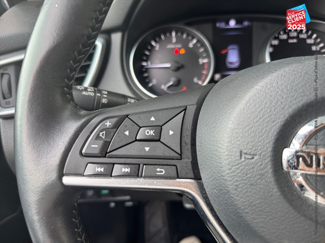 Véhicule d'occasion NISSAN QASHQAI 1.6 DCI 130CH N-CONNECTA XTRONIC GPS CAMERA chez Renault Saint-Louis