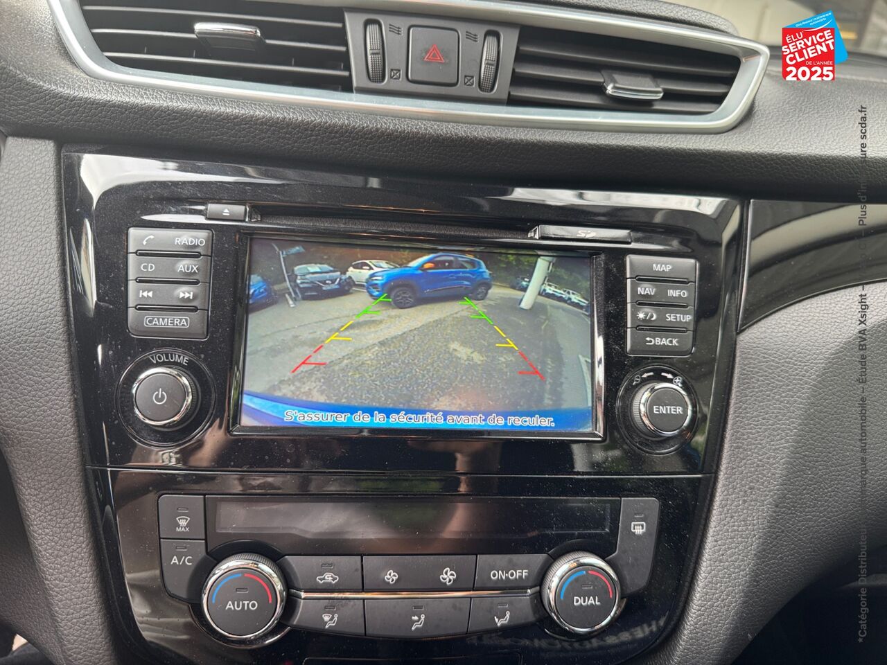 Véhicule d'occasion NISSAN QASHQAI 1.6 DCI 130CH N-CONNECTA XTRONIC GPS CAMERA chez Renault Saint-Louis