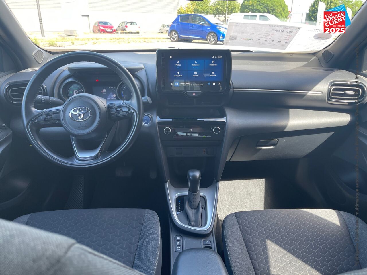 Véhicule d'occasion TOYOTA YARIS CROSS 116H DESIGN MY21 chez Toyota Saint Dizier