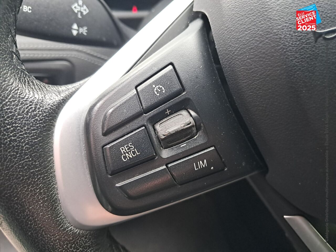 Véhicule d'occasion BMW SERIE 2 ACTIVETOURER 225XEA 224CH BUSINESS DESIGN 7CV chez BMW Besançon