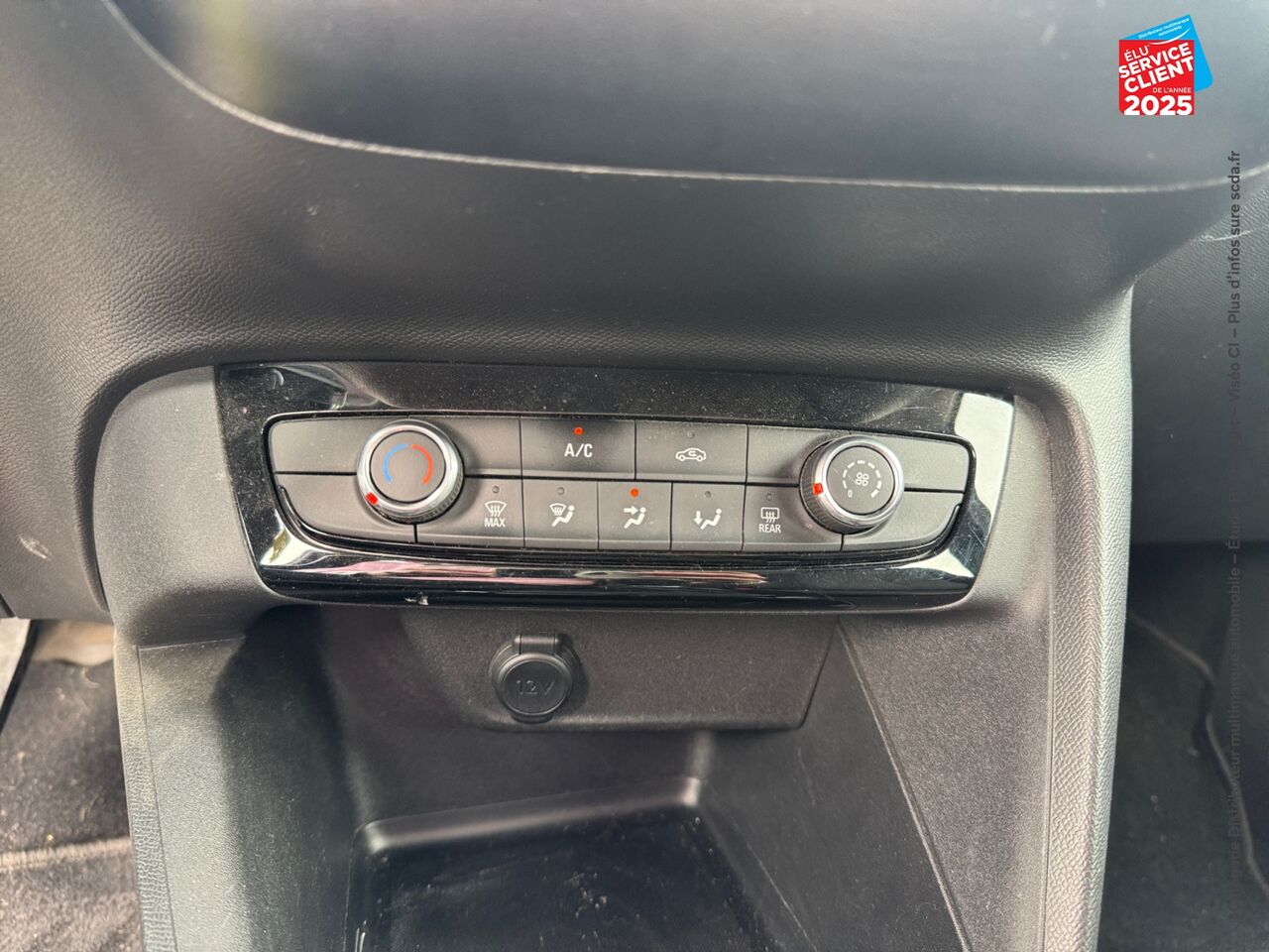 Véhicule d'occasion OPEL CORSA 1.2 75CH EDITION chez Opel Dijon