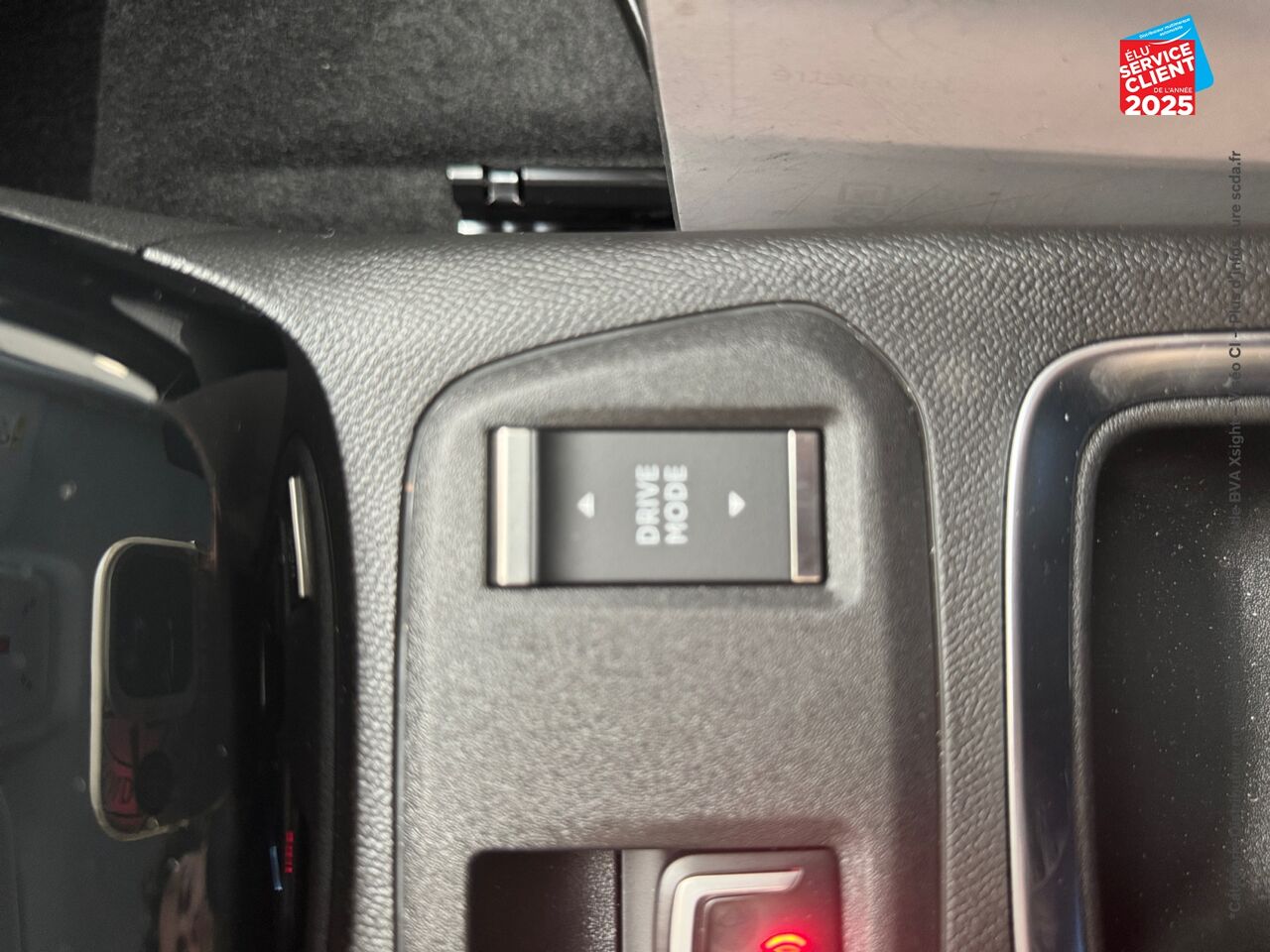 Véhicule neuf OPEL CORSA ELECTRIC 136CH chez Opel Charleville