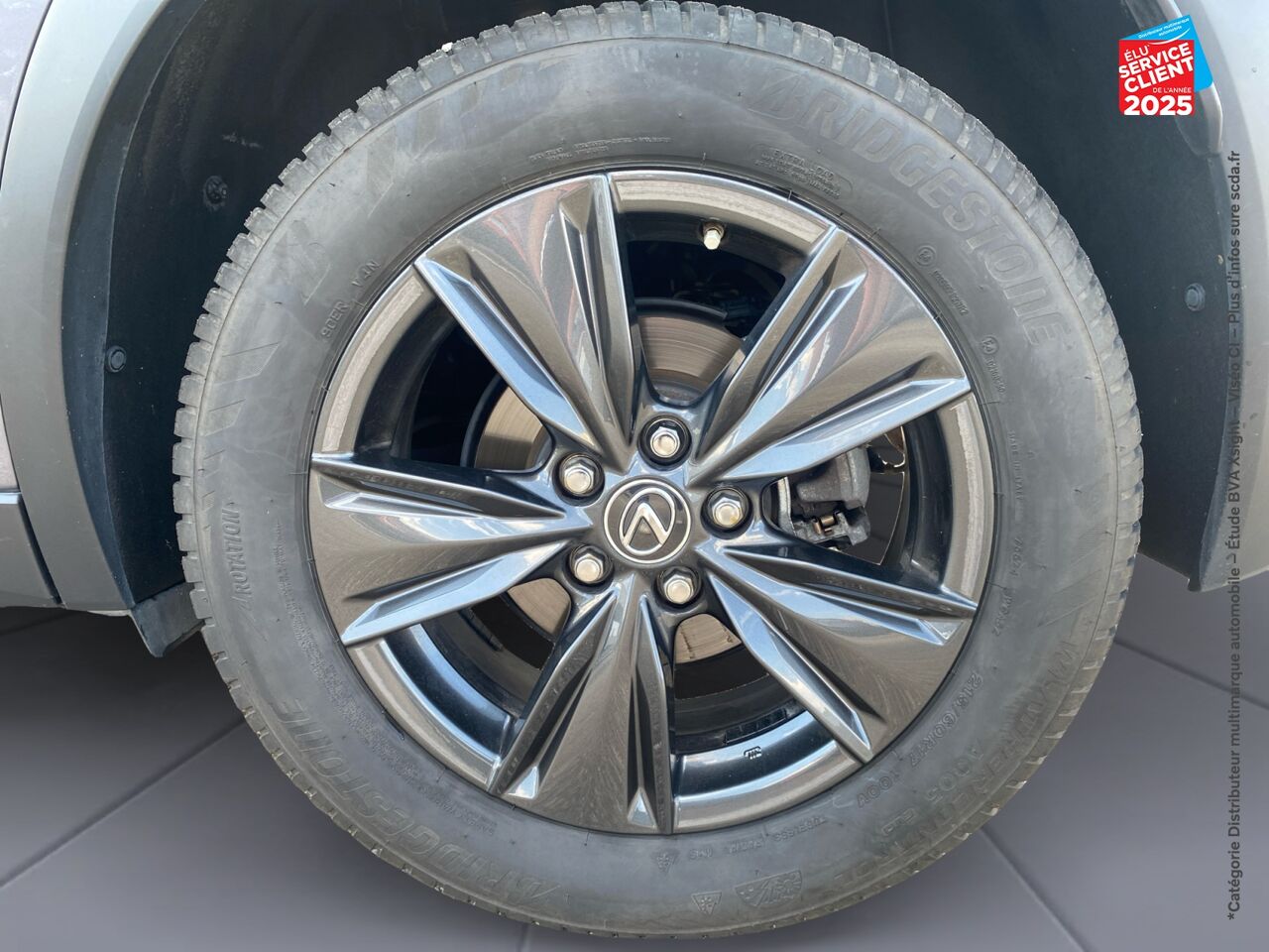Véhicule d'occasion LEXUS UX 250H 2WD LUXE MY19 chez BMW Besançon