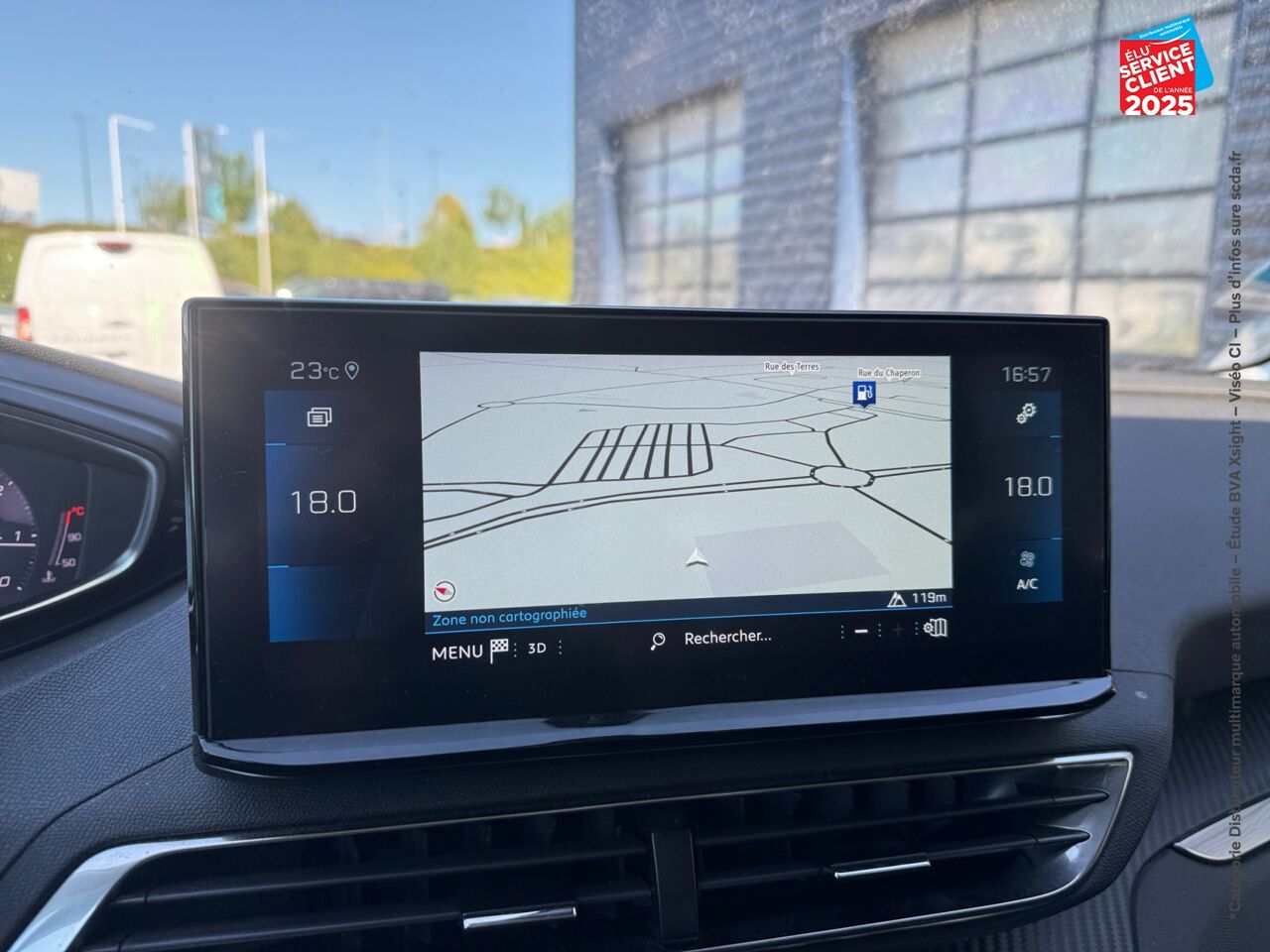 Véhicule d'occasion PEUGEOT 5008 1.5 BLUEHDI 130CH S/S STYLE EAT8 CAMERA GPS chez Renault Saint-Louis