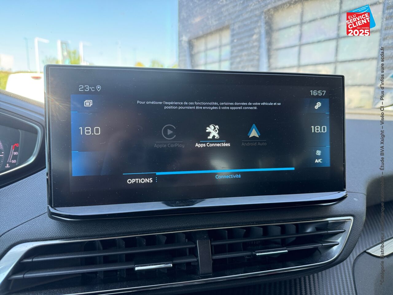 Véhicule d'occasion PEUGEOT 5008 1.5 BLUEHDI 130CH S/S STYLE EAT8 CAMERA GPS chez Renault Saint-Louis
