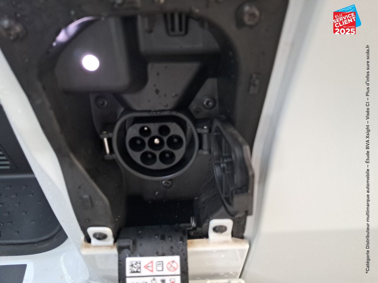 Véhicule d'occasion RENAULT TRAFIC FG E-TECH L1H1 52KWH AC22 GRAND CONFORT chez Opel Nancy