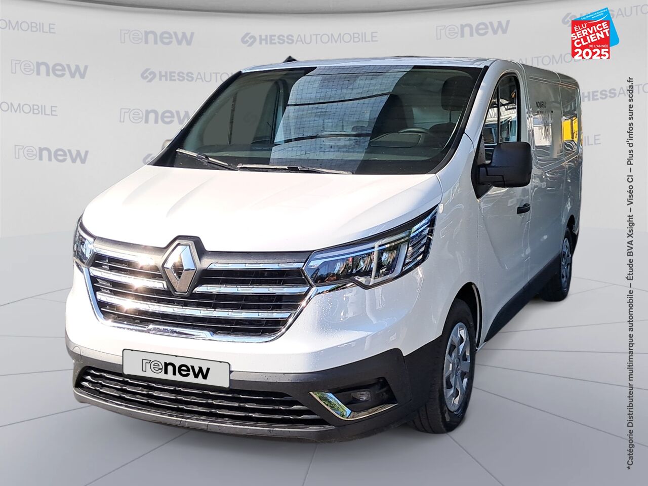 Véhicule d'occasion RENAULT TRAFIC FG E-TECH L1H1 52KWH AC22 GRAND CONFORT chez Opel Nancy