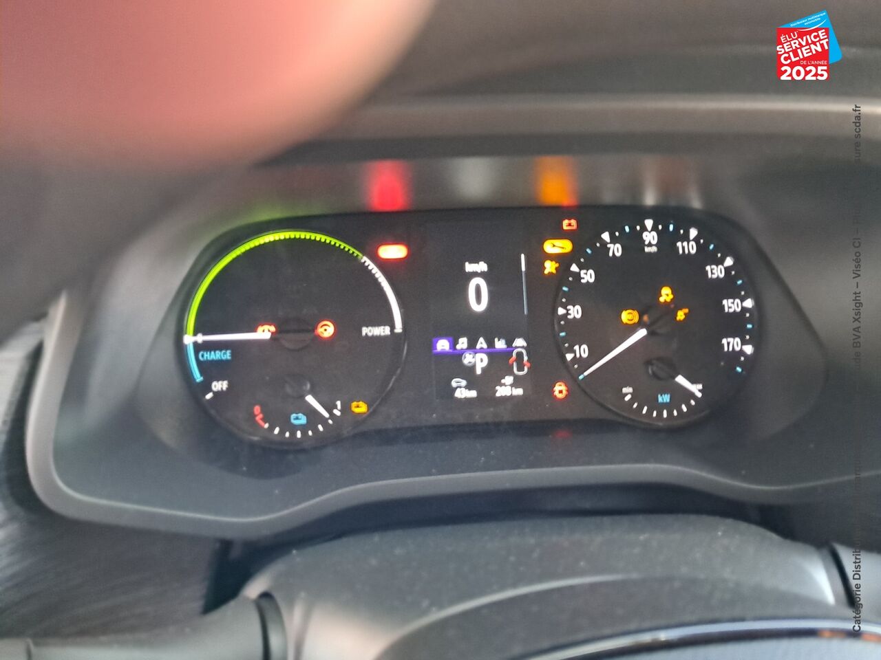 Véhicule d'occasion RENAULT TRAFIC FG E-TECH L1H1 52KWH AC22 GRAND CONFORT chez Opel Nancy