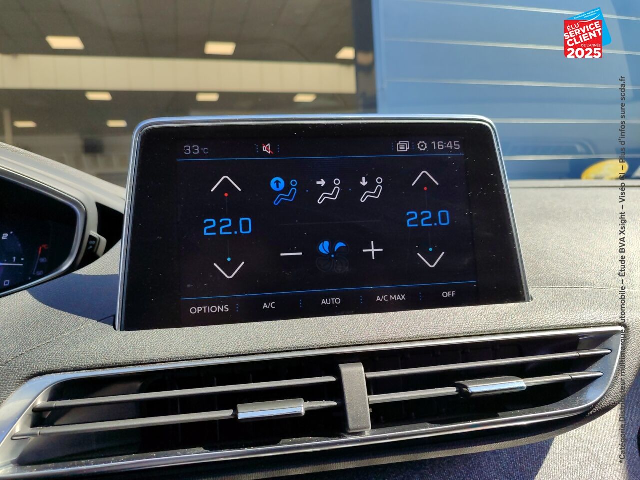Véhicule d'occasion PEUGEOT 3008 1.5 BLUEHDI 130CH E6.C ALLURE SS EAT8 chez Toyota Verdun