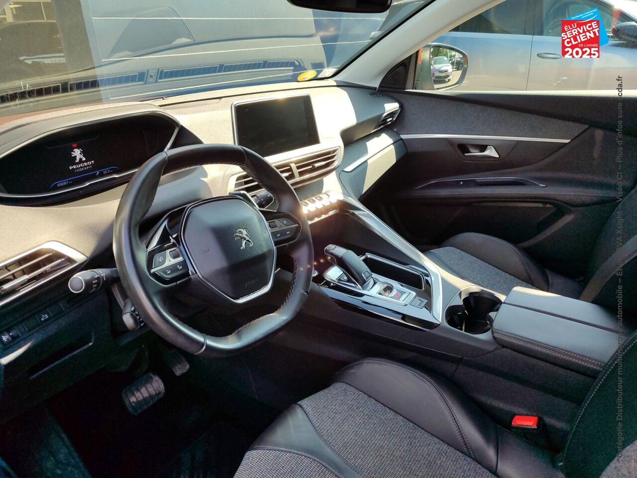 Véhicule d'occasion PEUGEOT 3008 1.5 BLUEHDI 130CH E6.C ALLURE SS EAT8 chez Toyota Verdun