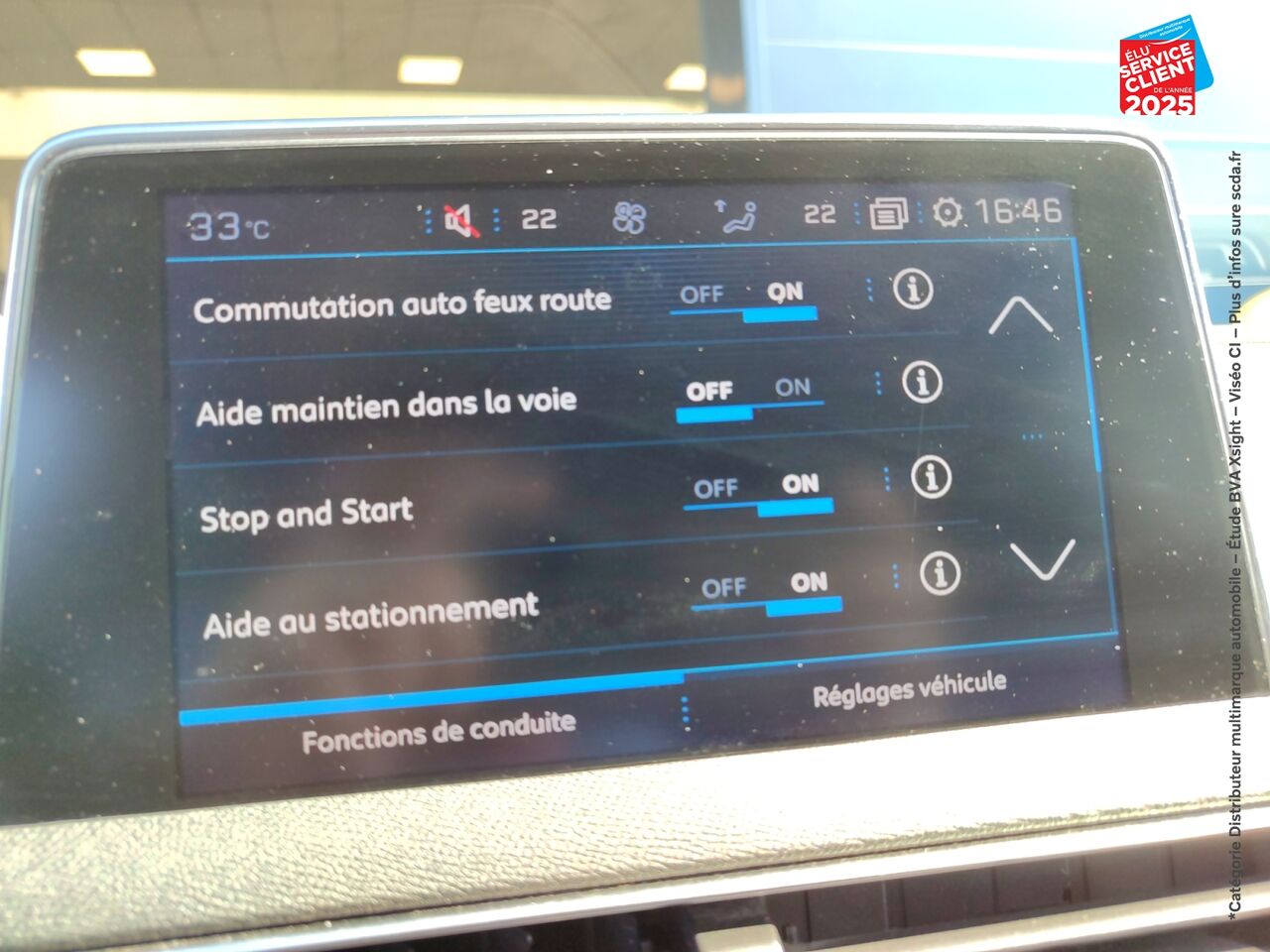 Véhicule d'occasion PEUGEOT 3008 1.5 BLUEHDI 130CH E6.C ALLURE SS EAT8 chez Toyota Verdun