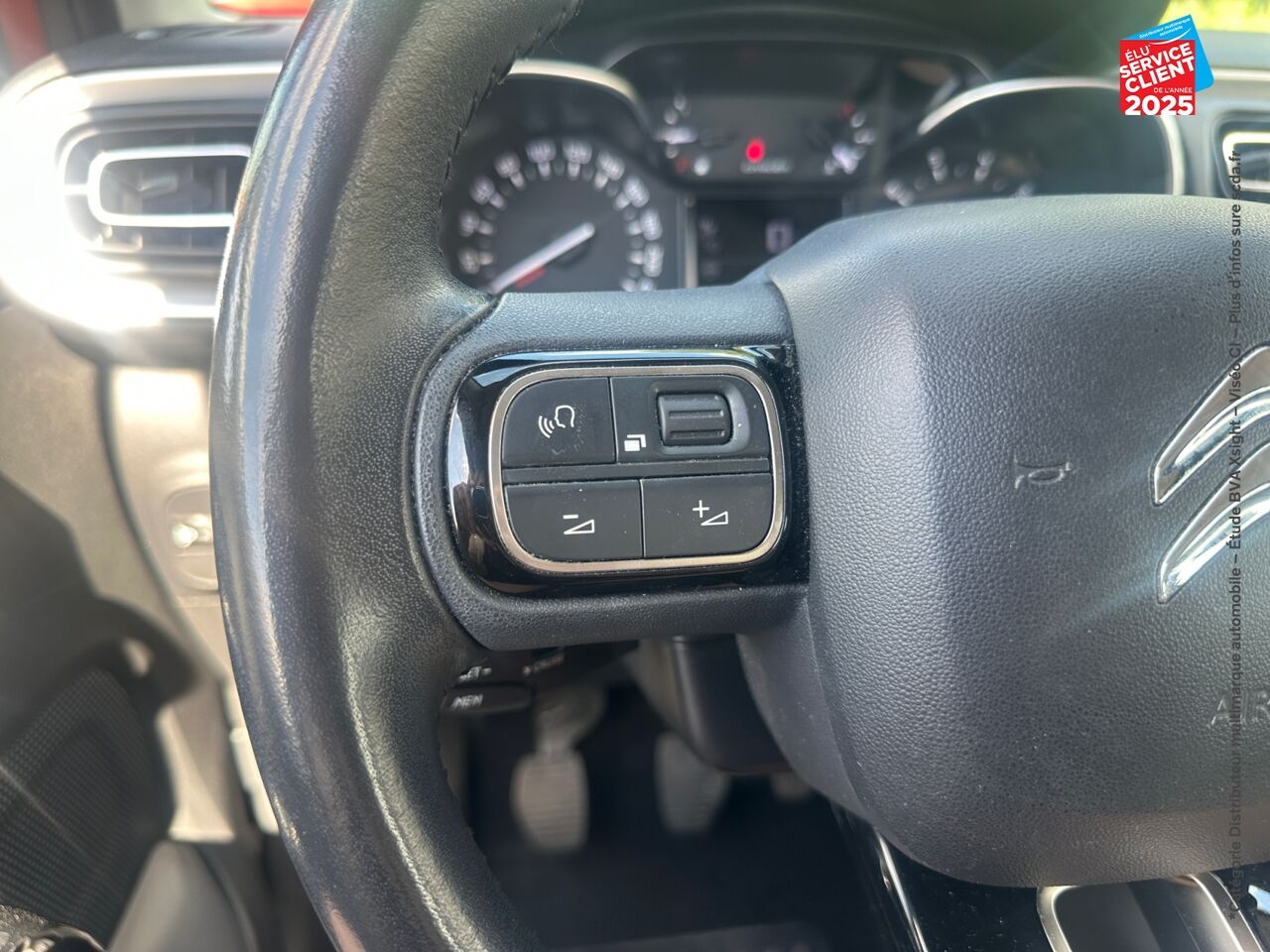 Véhicule d'occasion CITROEN C3 PURETECH 82CH FEEL CAMERA chez Toyota Thionville