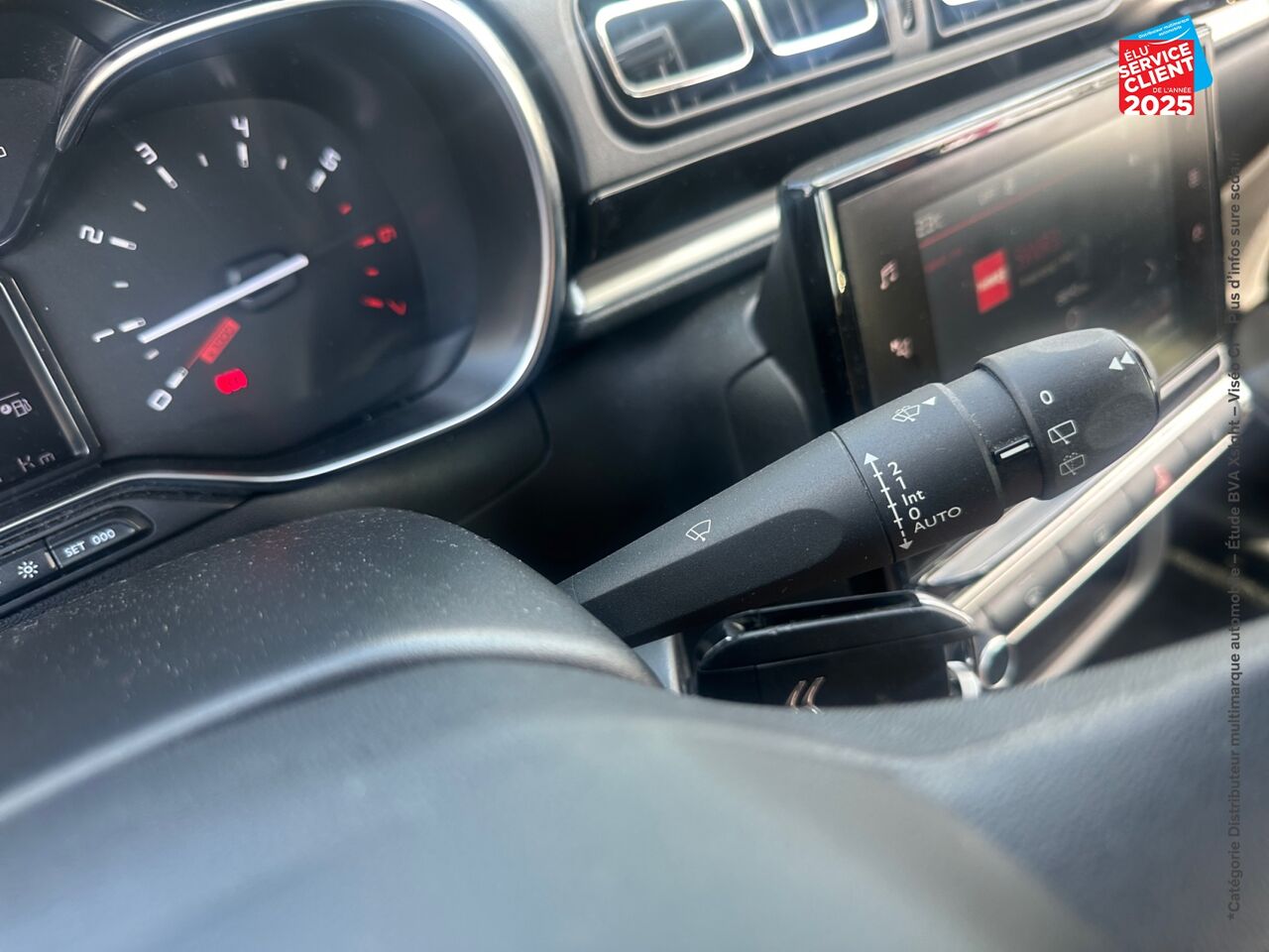 Véhicule d'occasion CITROEN C3 PURETECH 82CH FEEL CAMERA chez Toyota Thionville